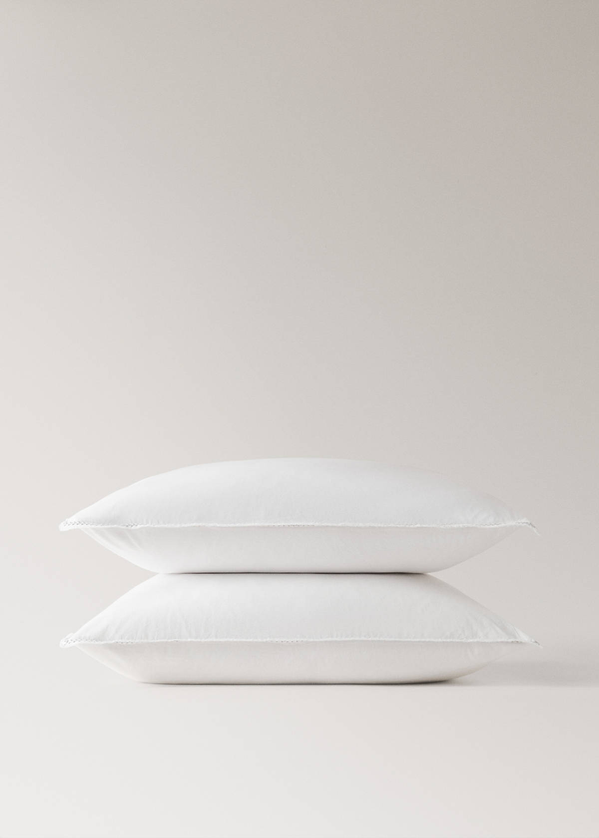 Washed cotton percale pillowcase with zigzag stitching 60x60 cm — Off White