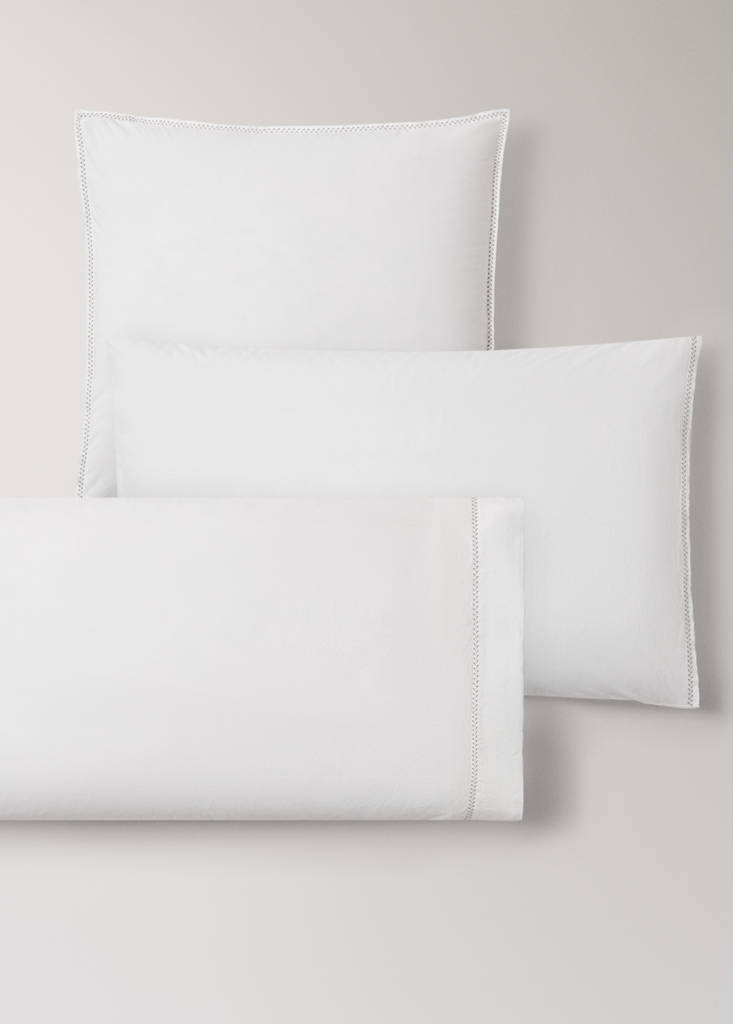 Washed cotton percale pillowcase with zigzag stitching 60x60 cm — Off White