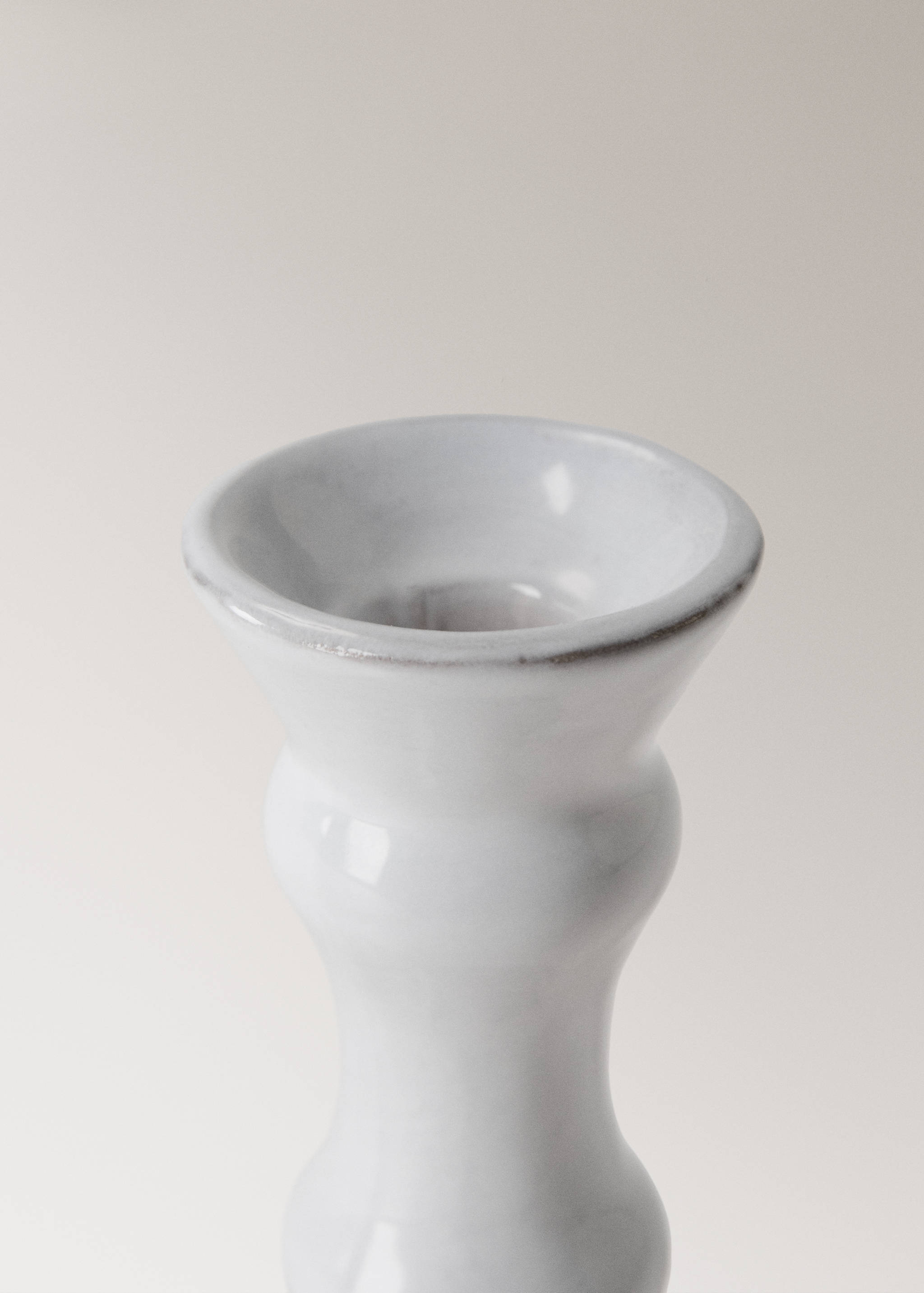 Stoneware candelabra with glossy finish - Details of the article 1