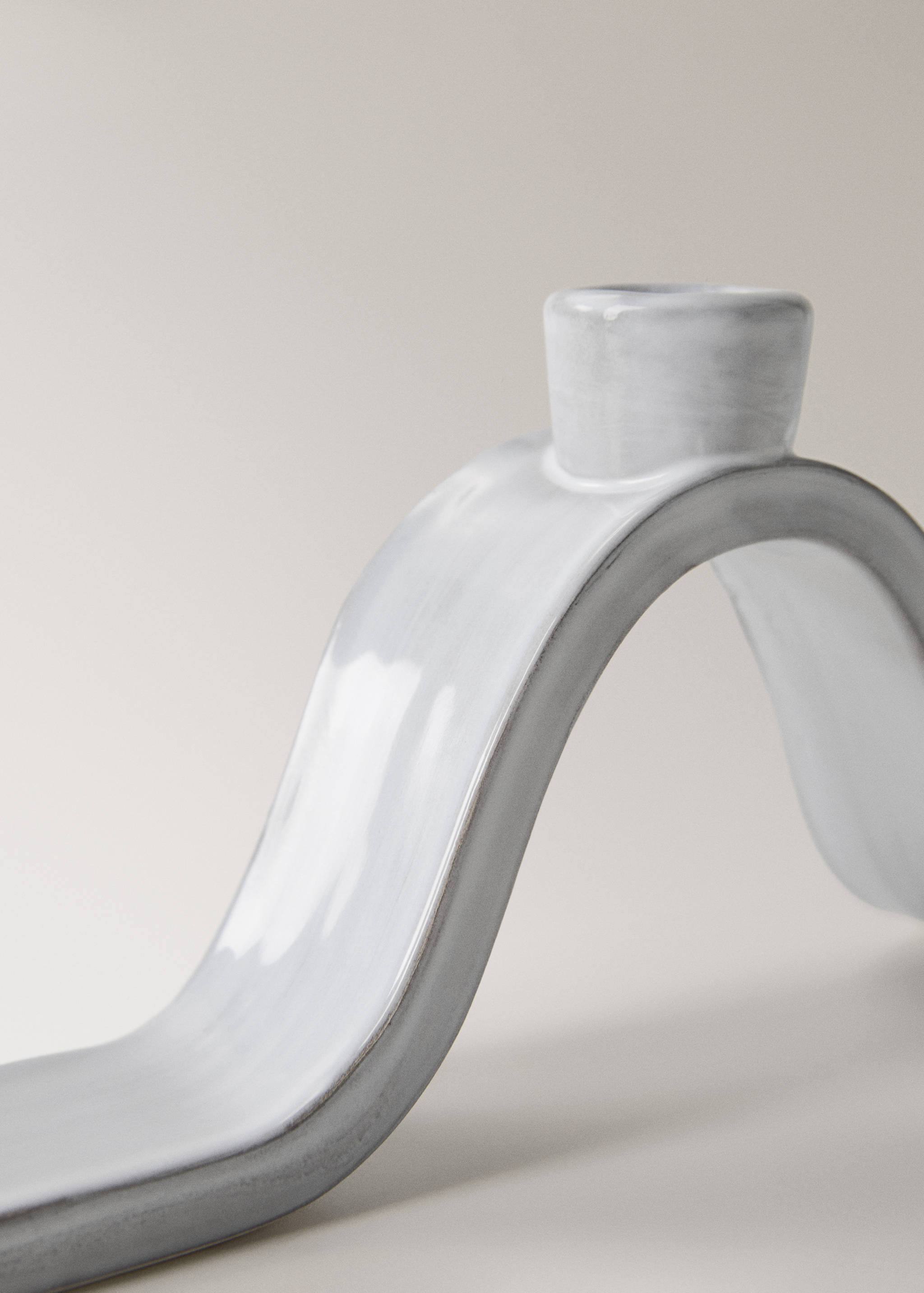 Ljusstake i stengods vågmönster och glansig finish - Detaljer om artikeln 1