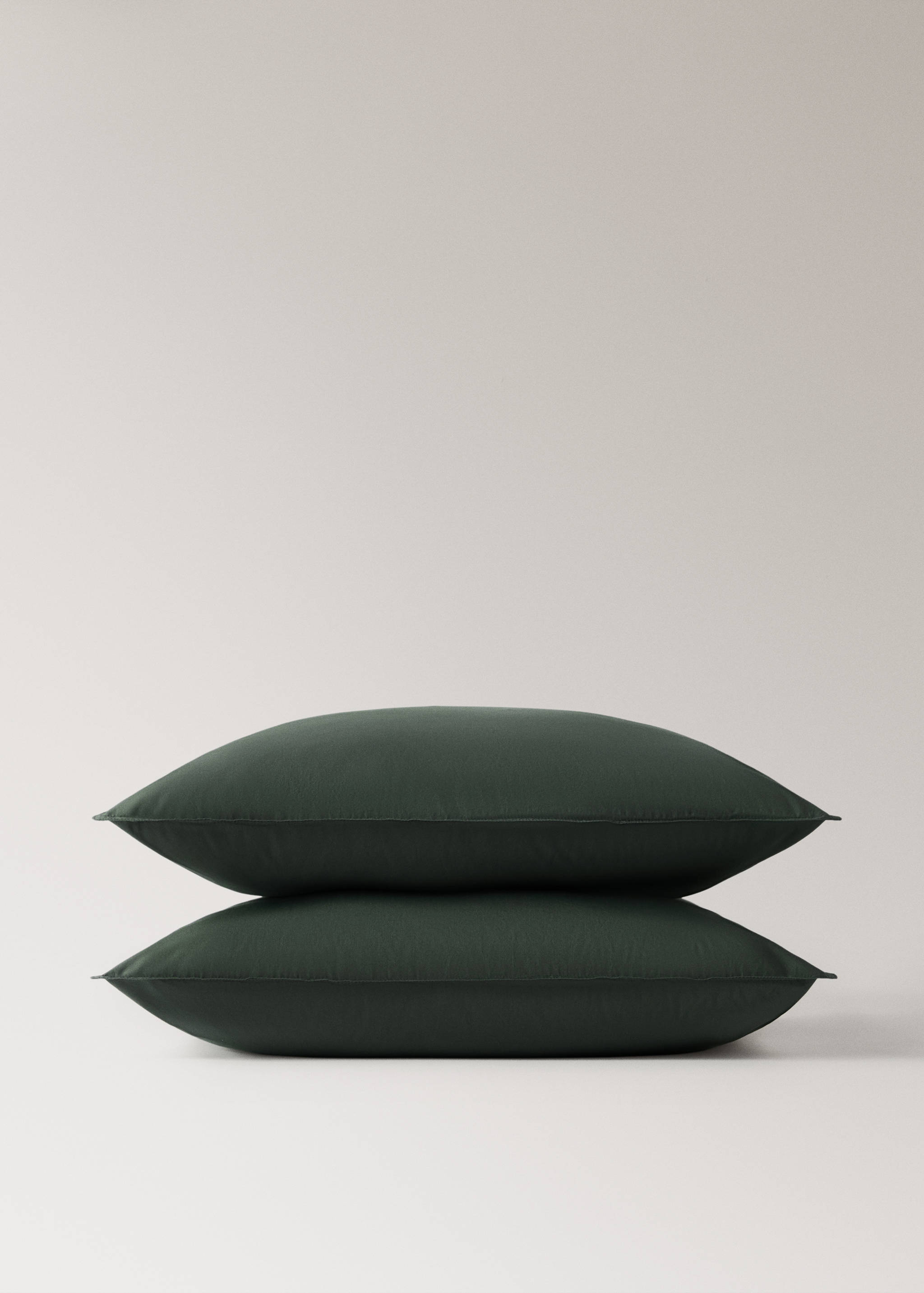 Two cotton poplin pillowcases with double stitching 60x60 cm - Details of the article 1