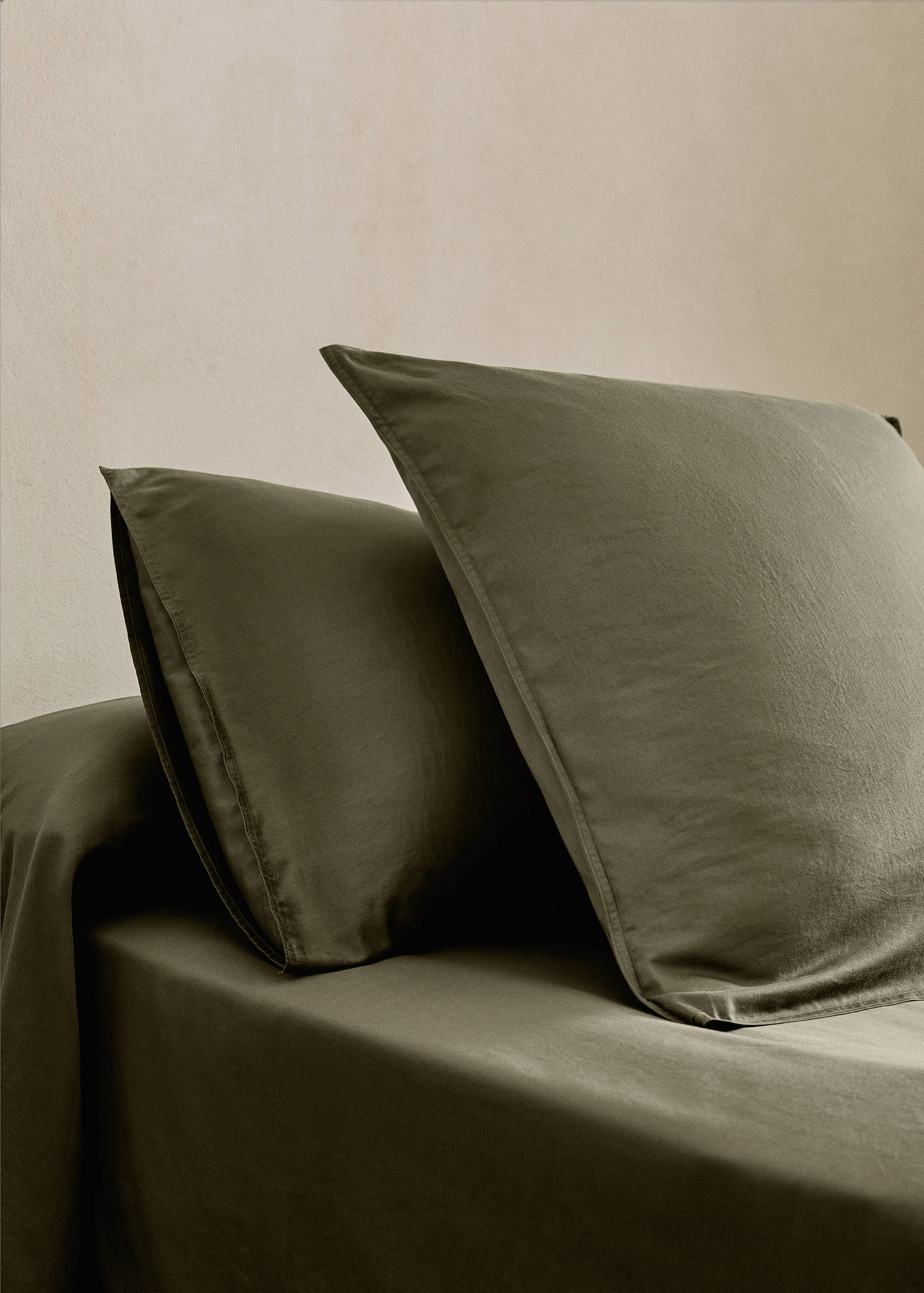 Housse d’oreiller coton satin lavé double surpiqûre 45x110 cm - Plan général