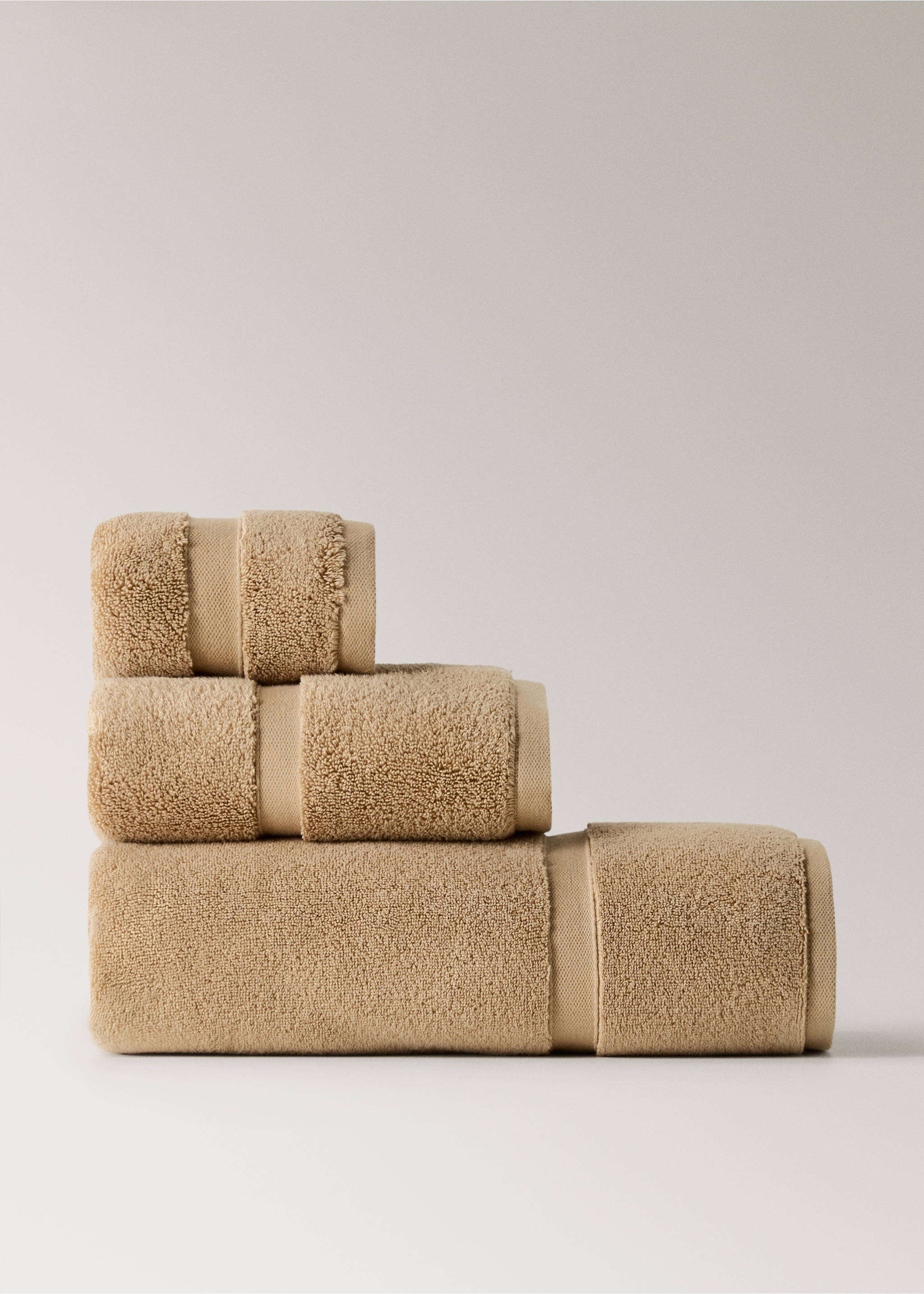 Extra soft bath towel - Article without model, Medium Brown. Ref: 17051557-00.