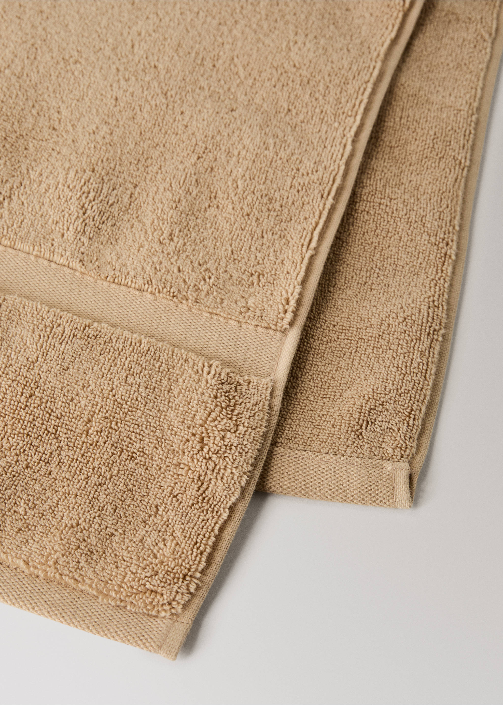 Extra soft bath towel - Details of the article 2, Medium Brown. Ref: 17051557-00.