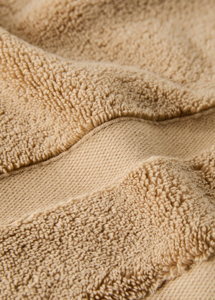 Extra-soft bathroom towel — Medium Brown