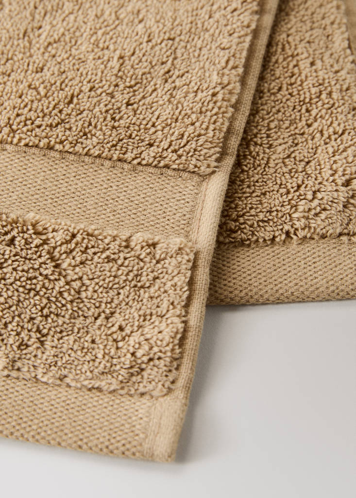 Extra-soft hand towel — Medium Brown