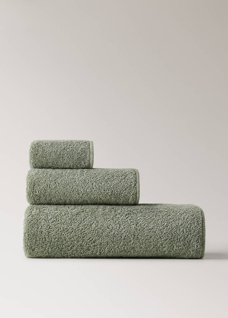 Garment-dyed towel — Forest Green