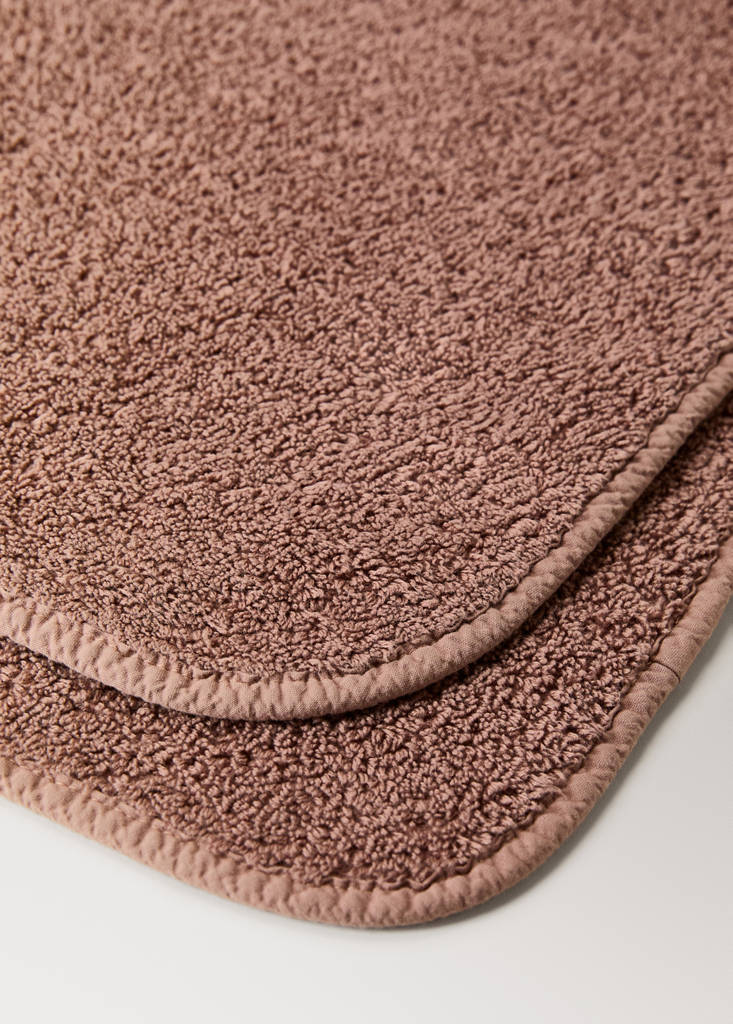 Garment-dyed towel — Pink