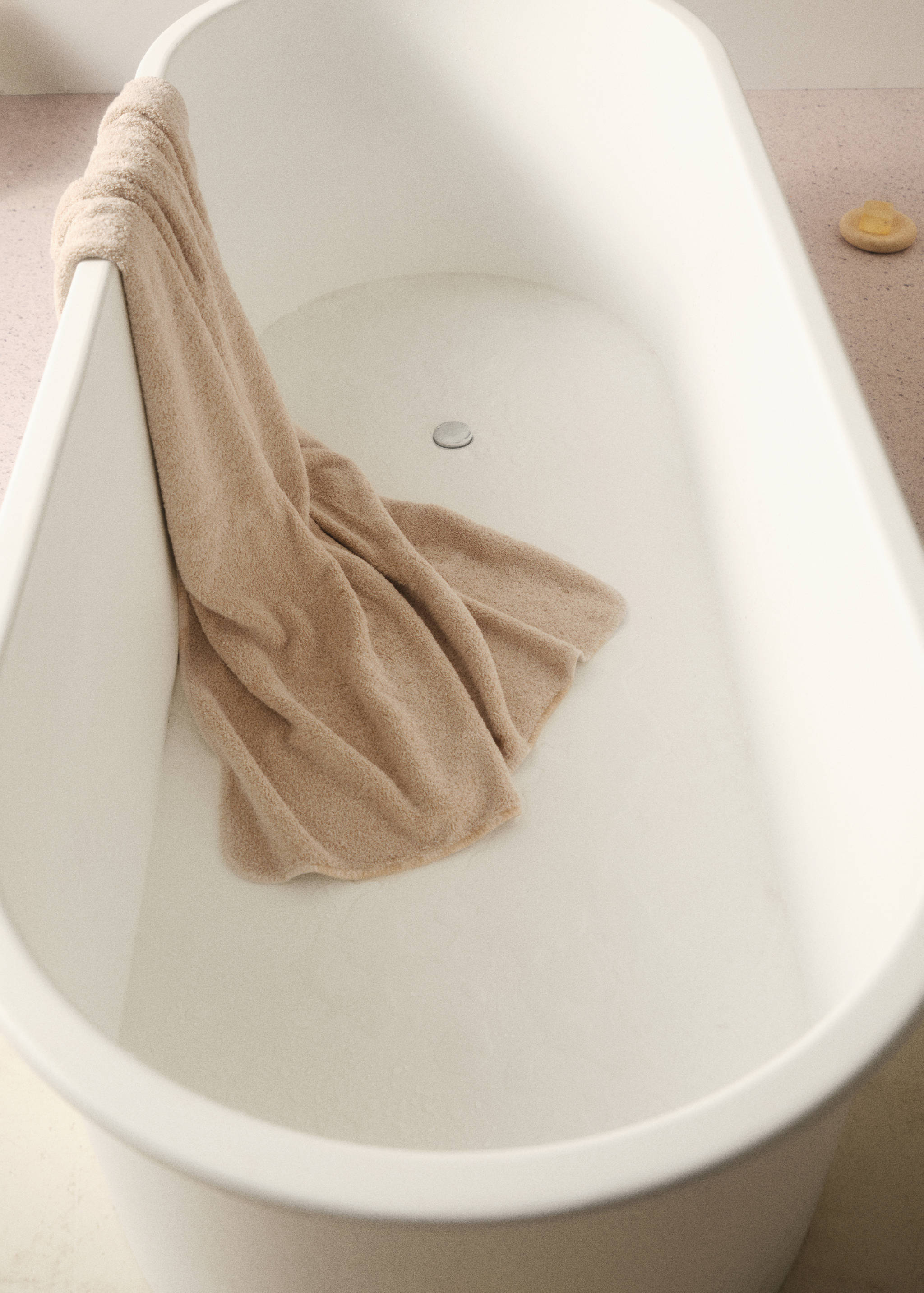 Garment-dyed bath towel - Details of the article 6