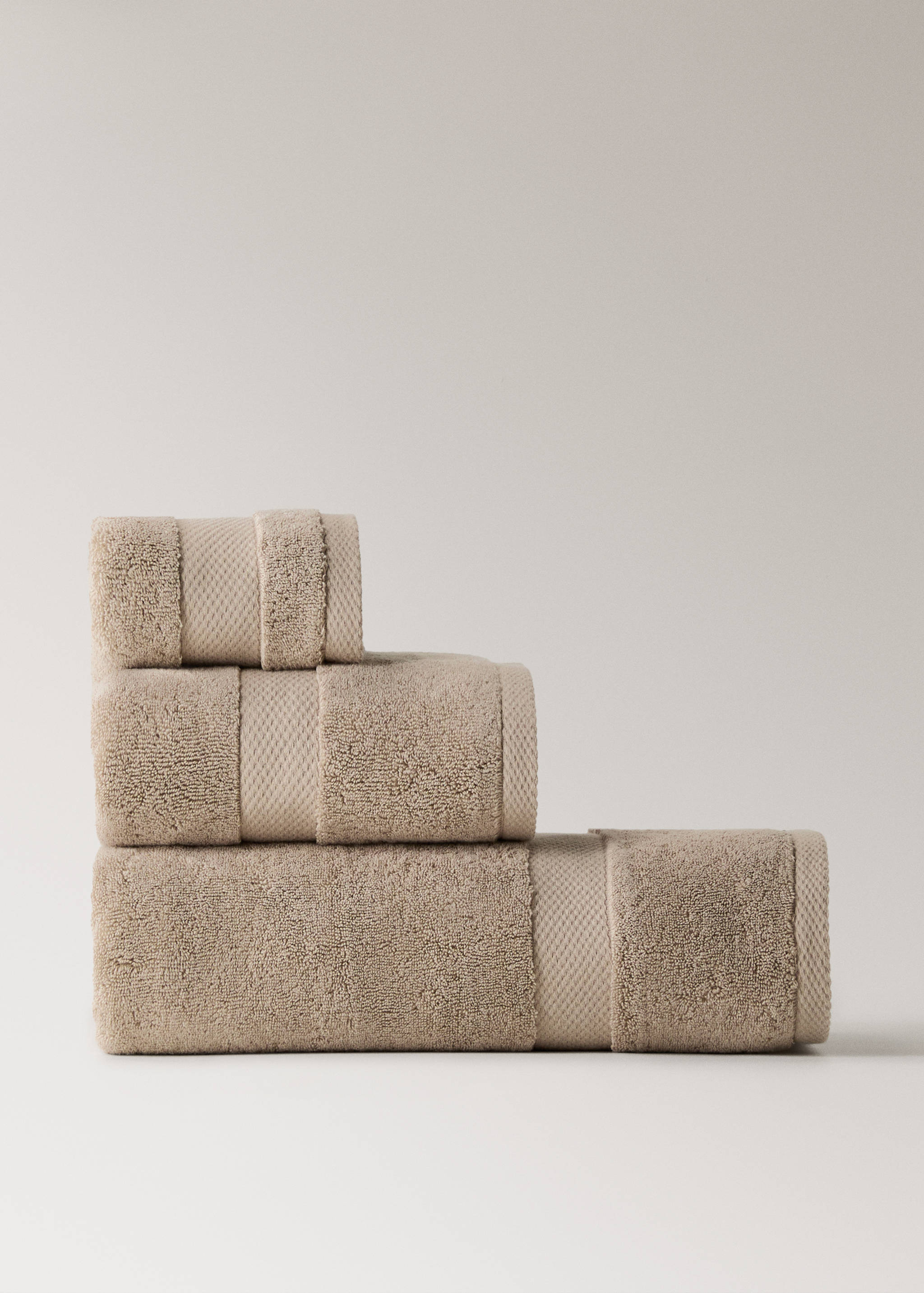 Extra-soft cotton hand towel - Article without model