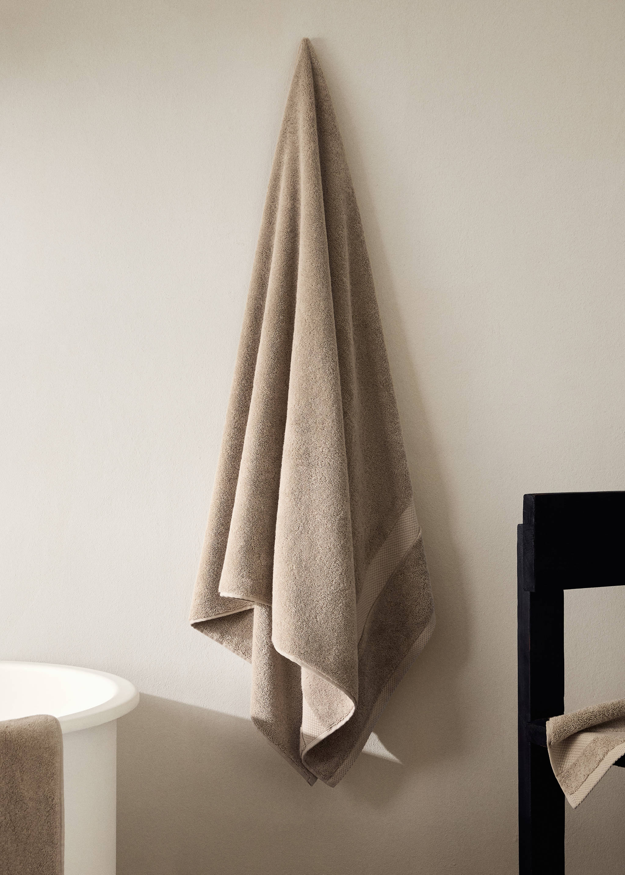 Extra-soft cotton bath towel - General plane