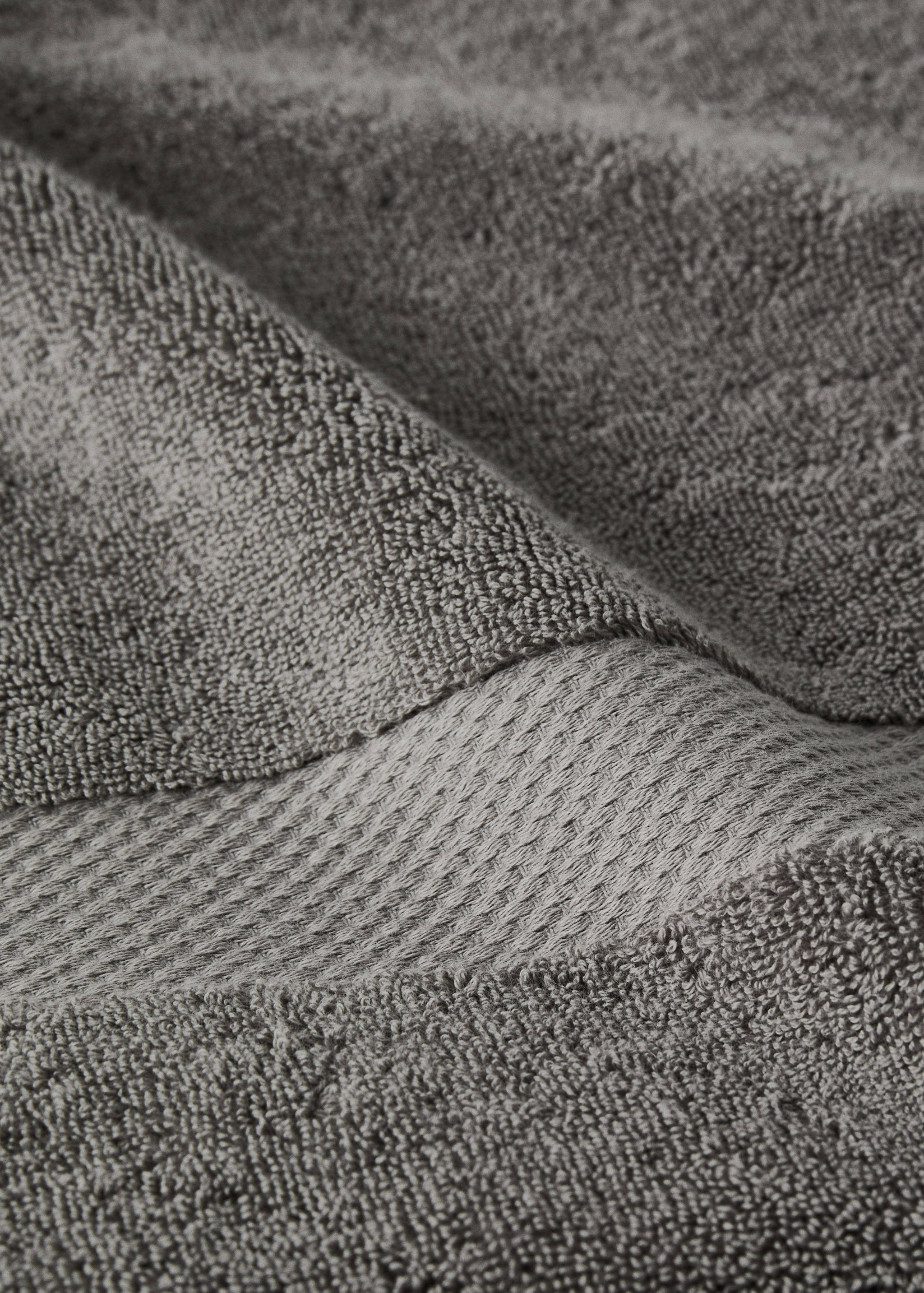 Extra-soft cotton bath towel - Details of the article 1