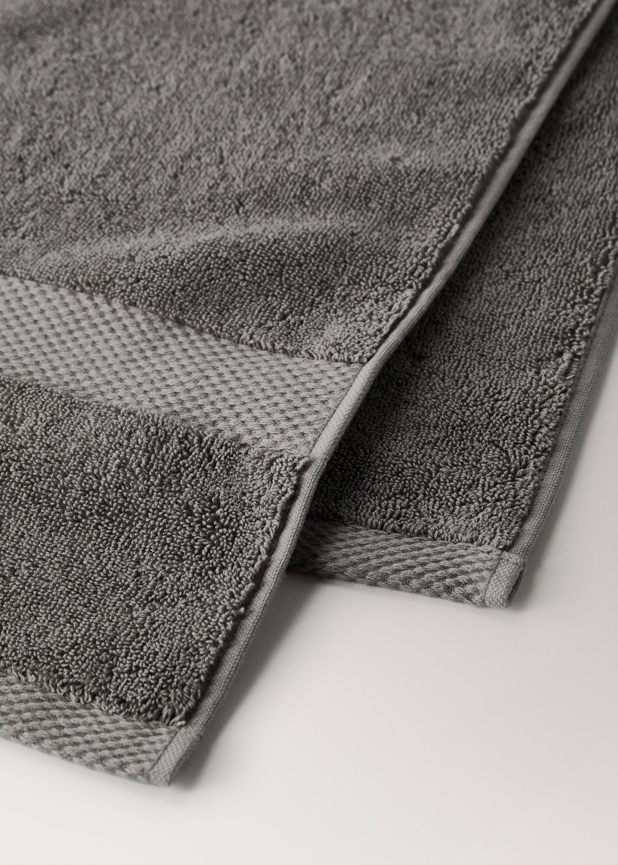 Extra-soft cotton bath towel - Details of the article 2
