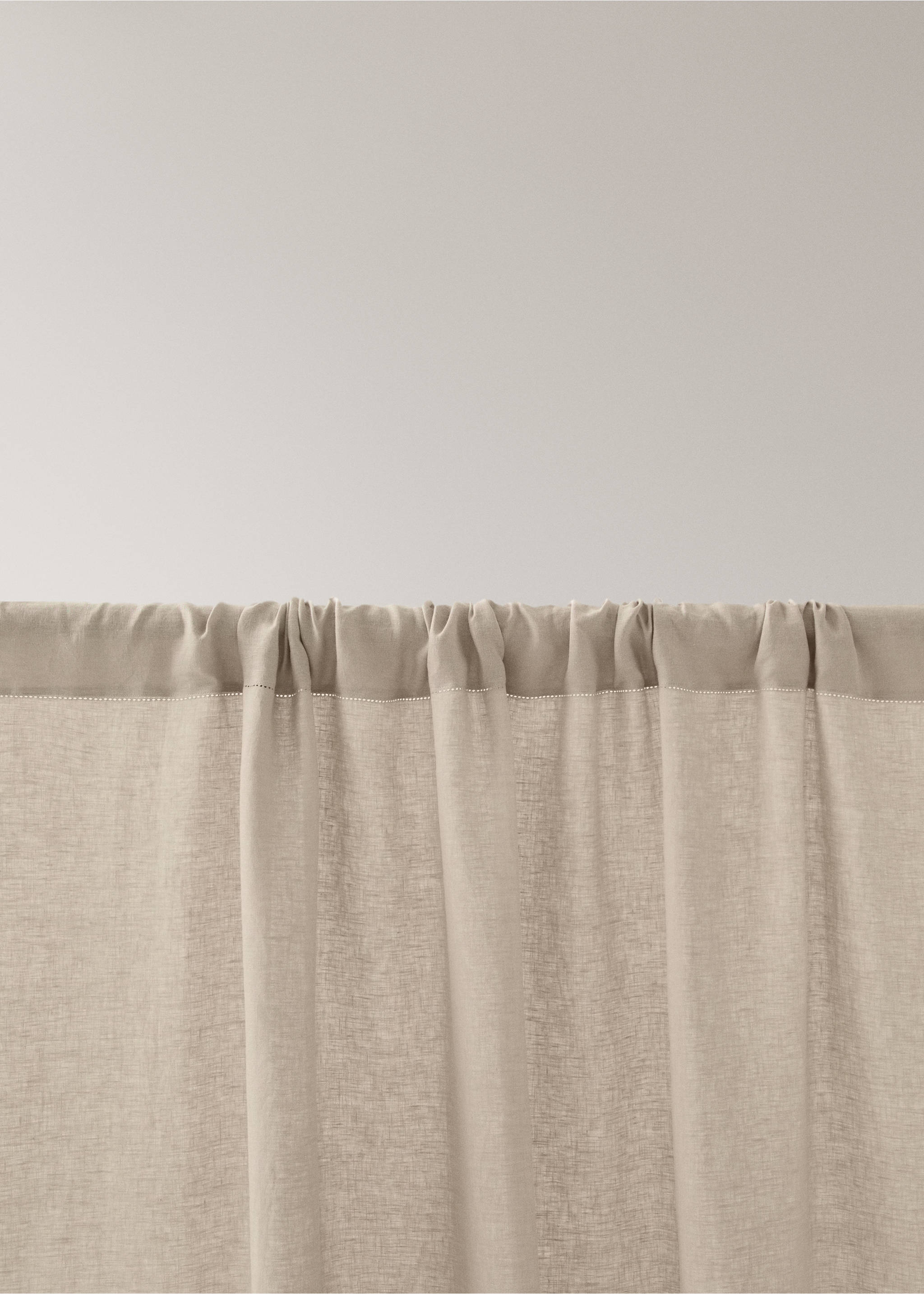Linen curtain with hemstitch details - Details of the article 2, Medium Brown. Ref: 17051569-00.