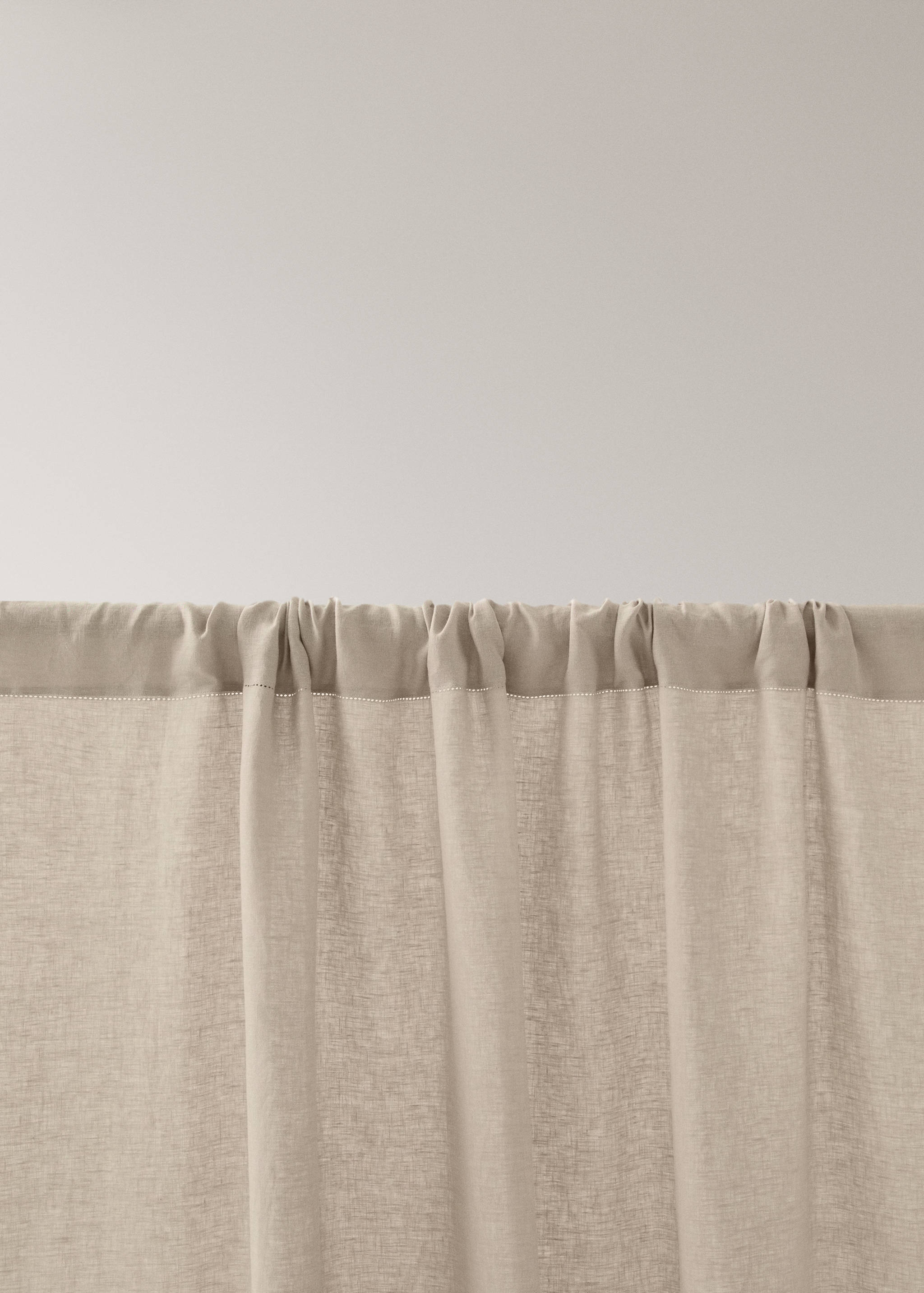 Linen curtain with hemstitch details - Details of the article 2