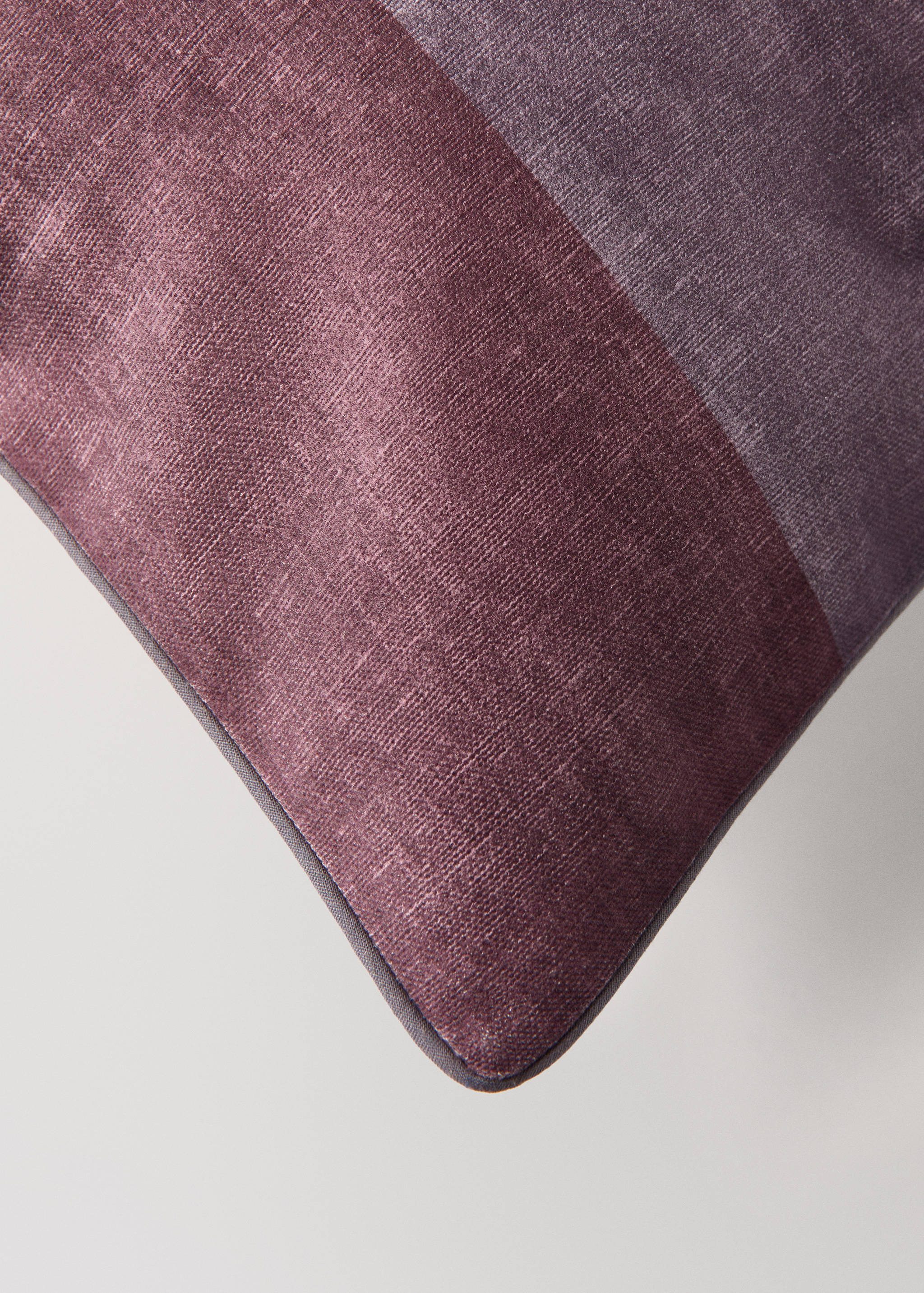 Cotton cushion cover with abstract print 40x60 cm - Details of the article 2