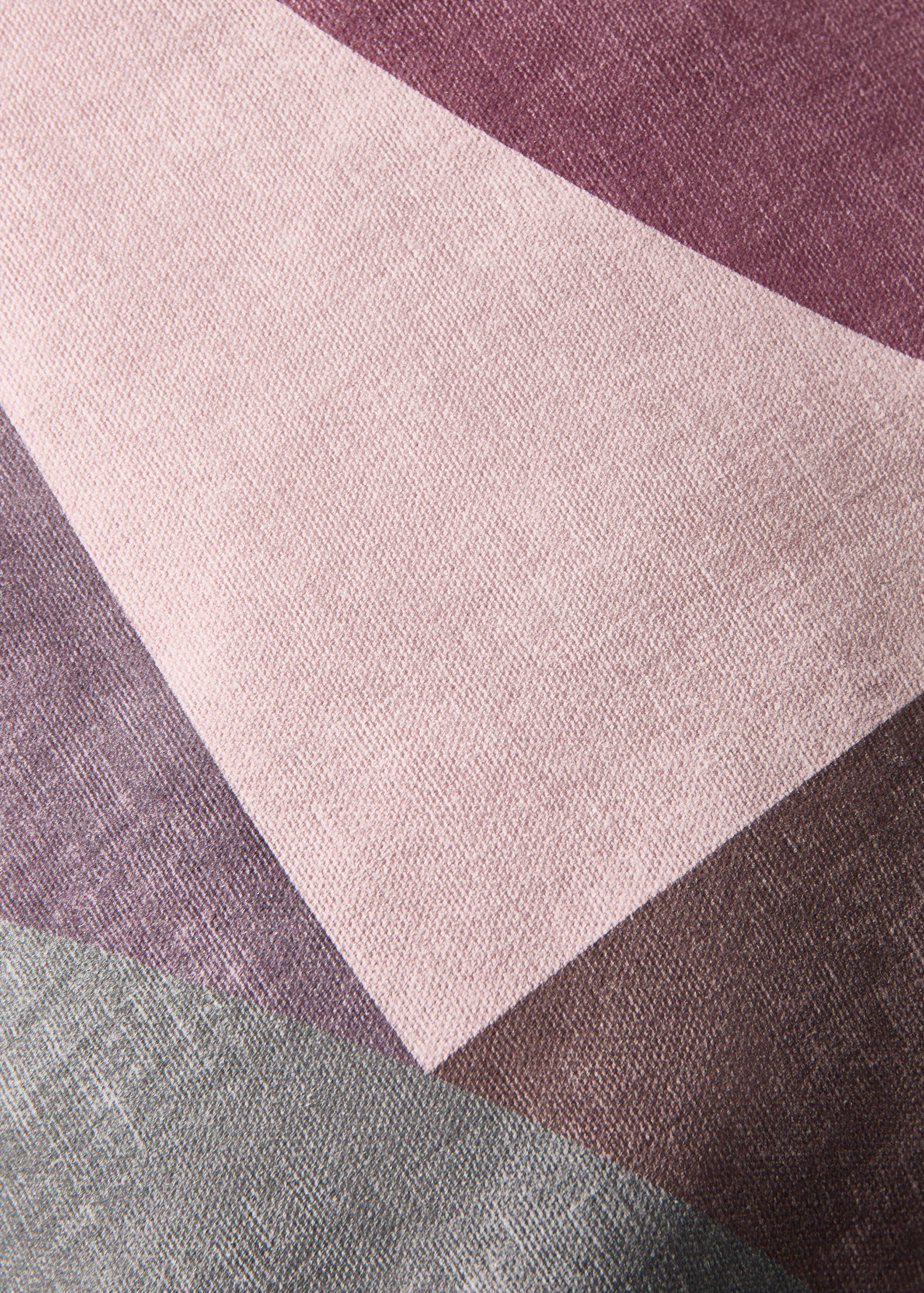 Cotton cushion cover with abstract print 40x60 cm - Details of the article 3