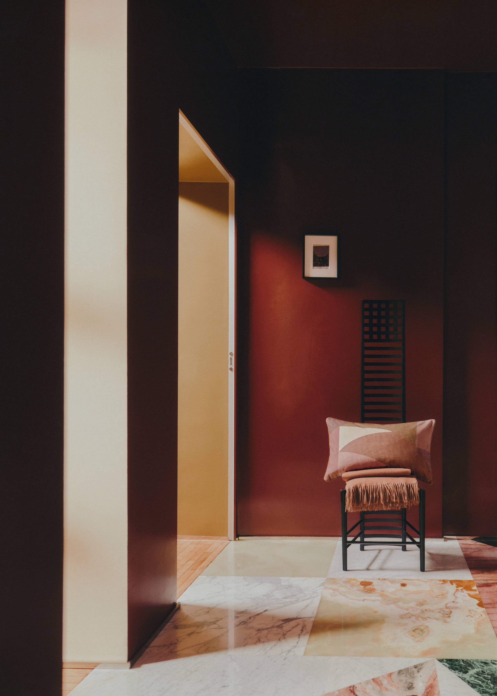 Cotton cushion cover with abstract print 40x60 cm - Details of the article 6