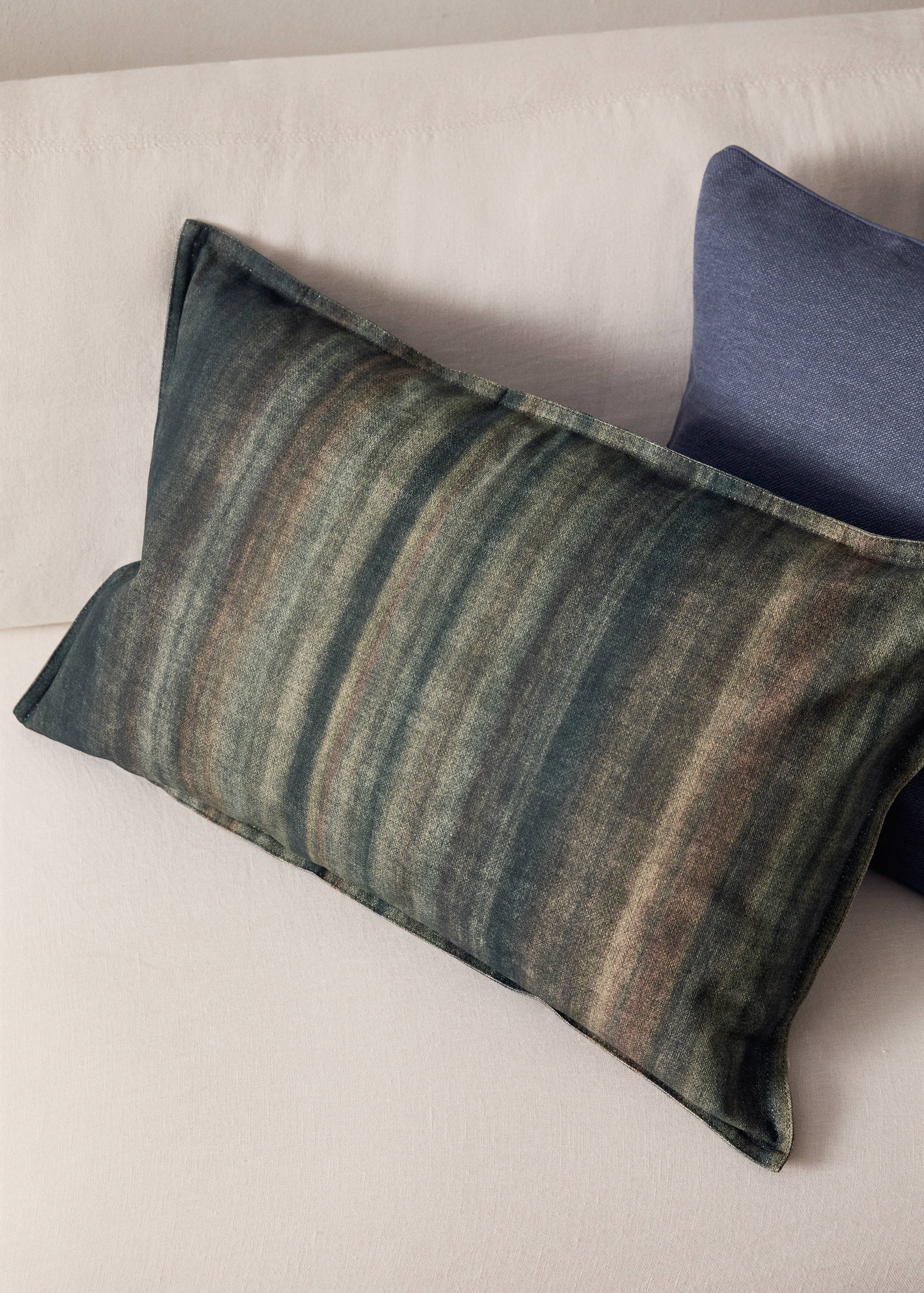 Cotton striped cushion cover 40x60 cm - General plane