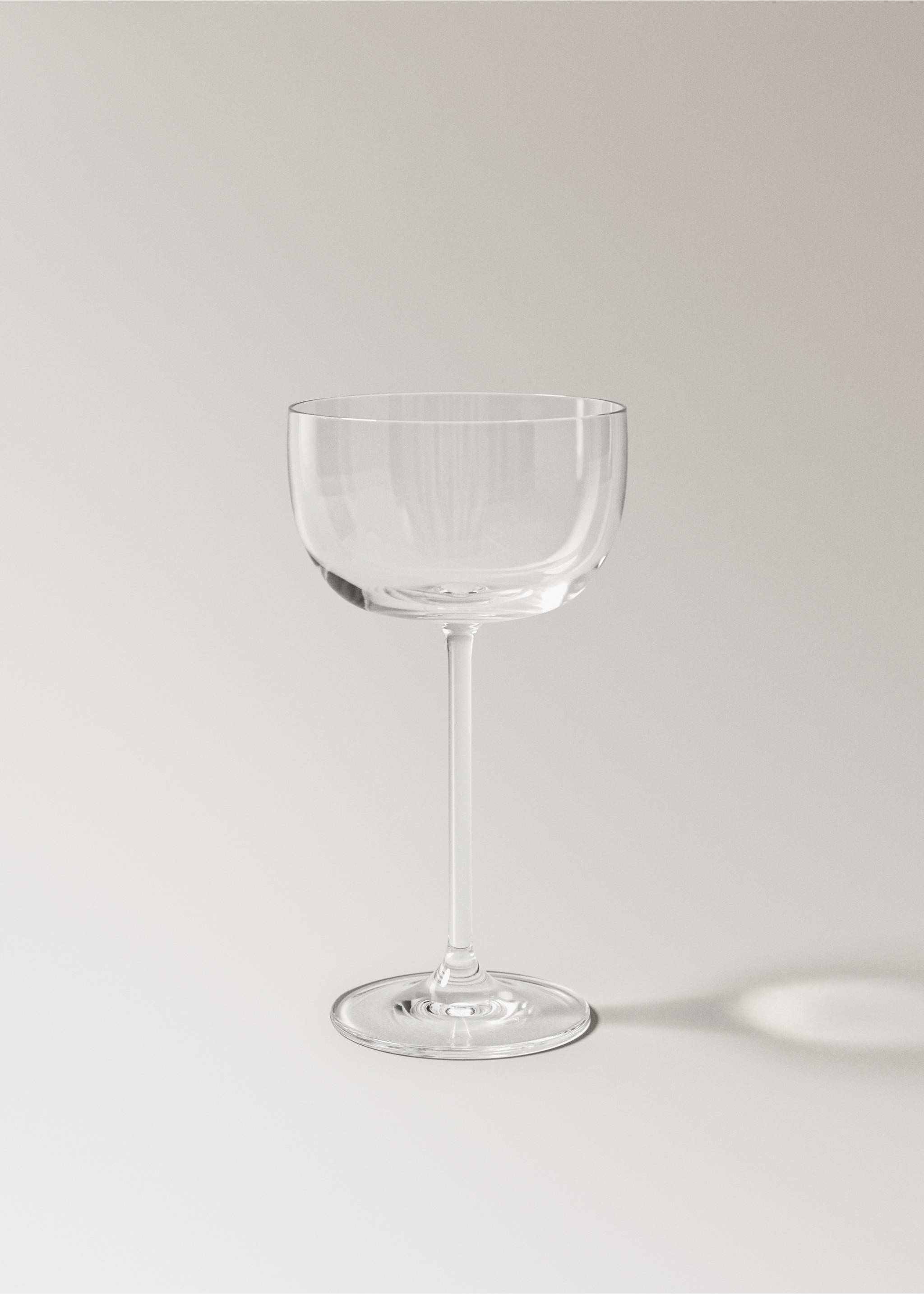 Crystalline wine glass - Article without model, Off White. Ref: 17052033-00.
