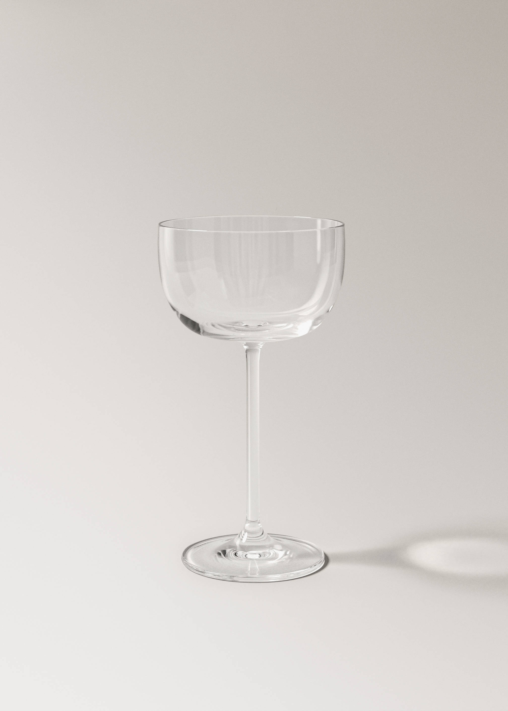 Crystalline wine glass - Article without model