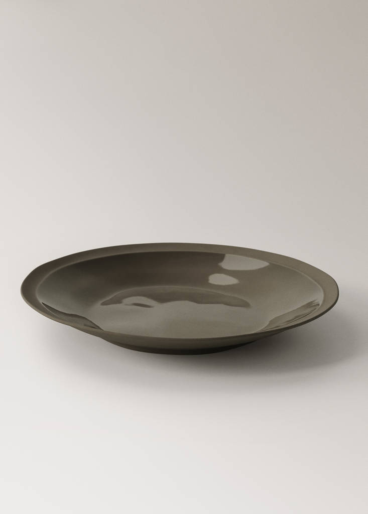 Recycled stoneware flat plate — Medium Brown