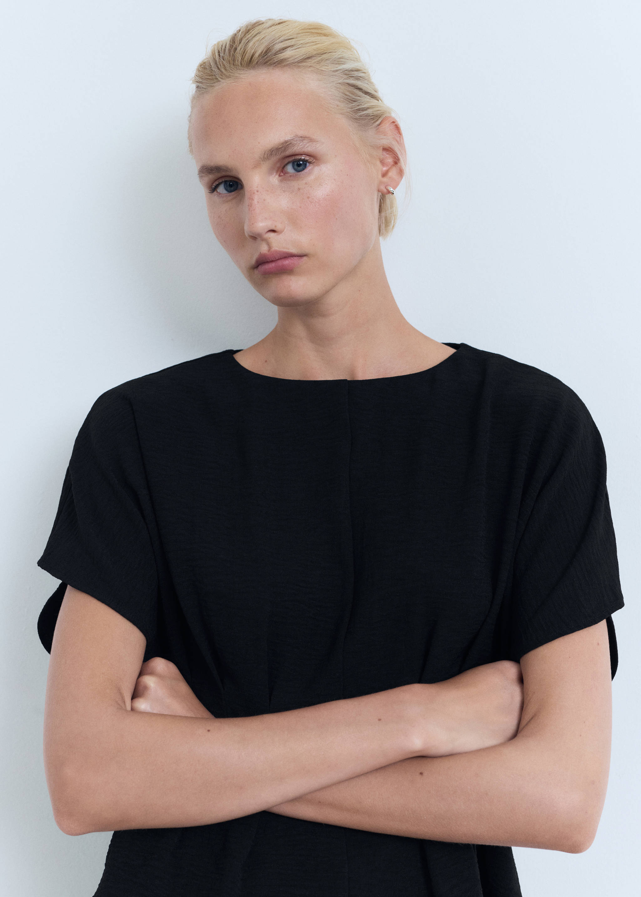 Blusa peplum justa - Plano médio