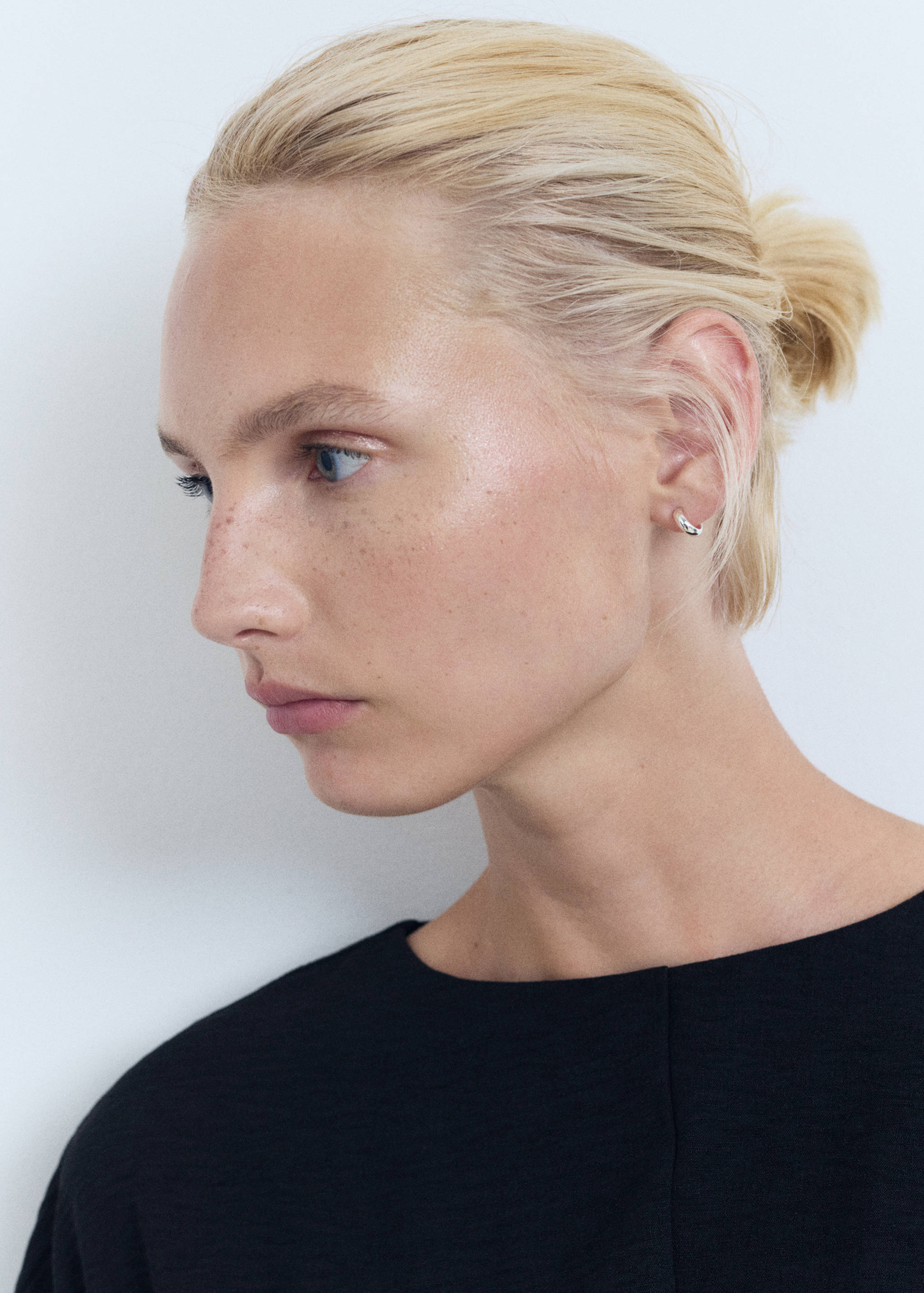 Blusa peplum justa - Pormenor do artigo 1