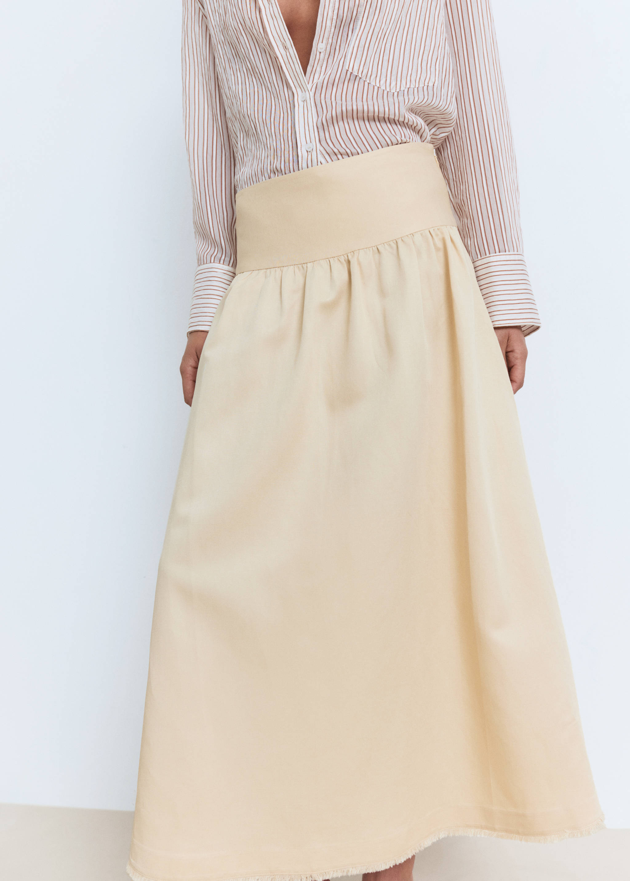 Midi-skirt with frayed ends - Details of the article 6