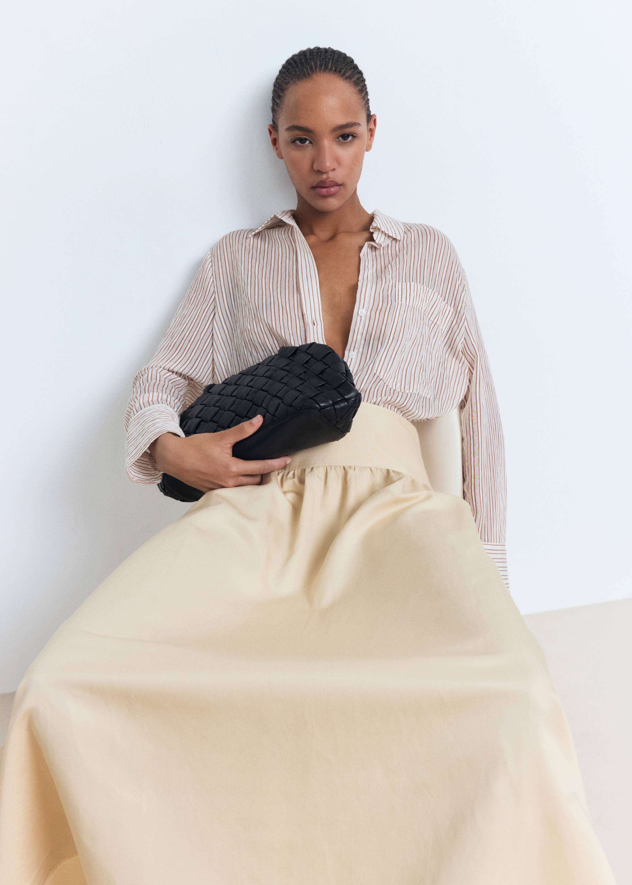 Midi-skirt with frayed ends - Details of the article 2