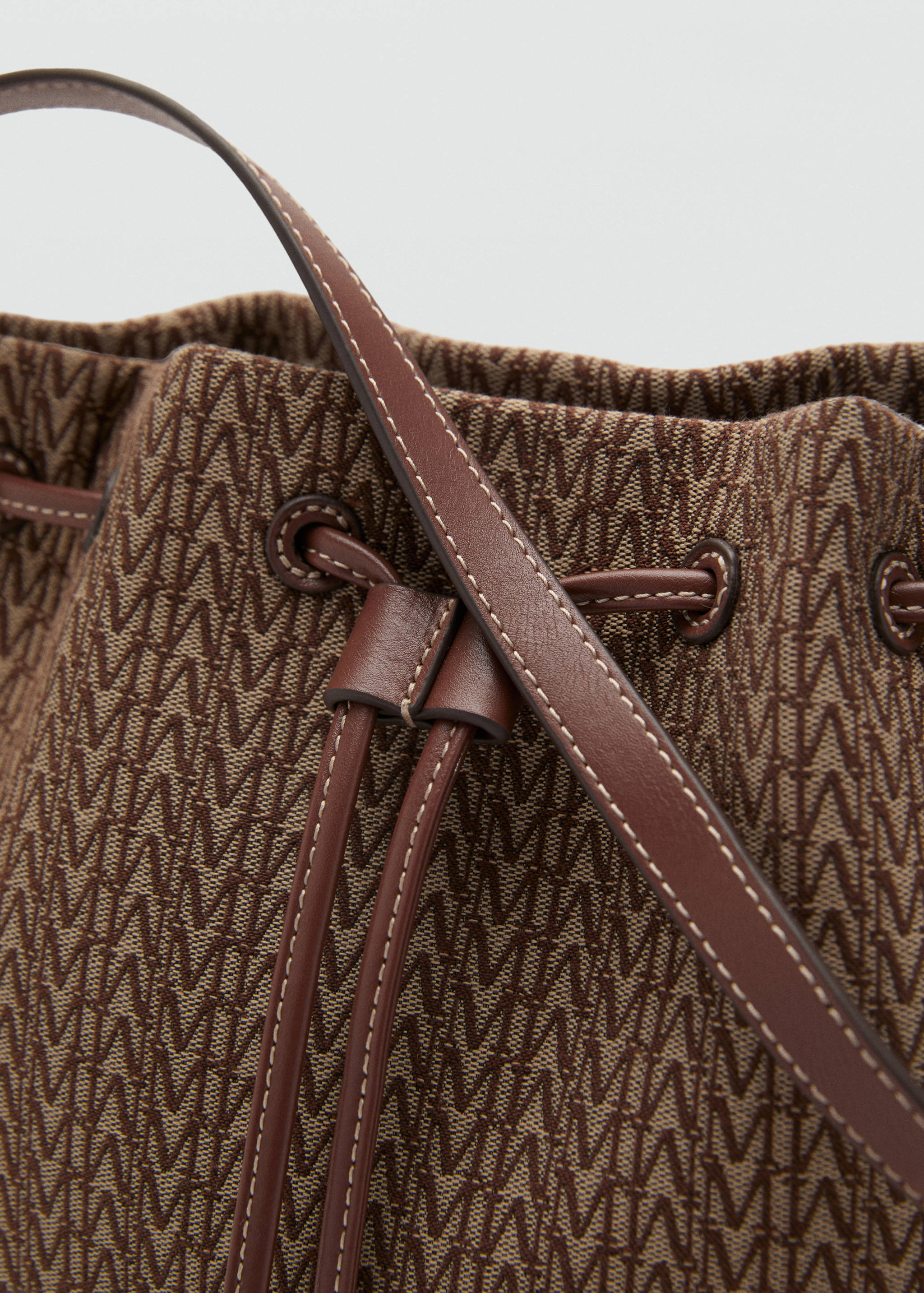 Jacquard bucket bag with logo - Details of the article 2