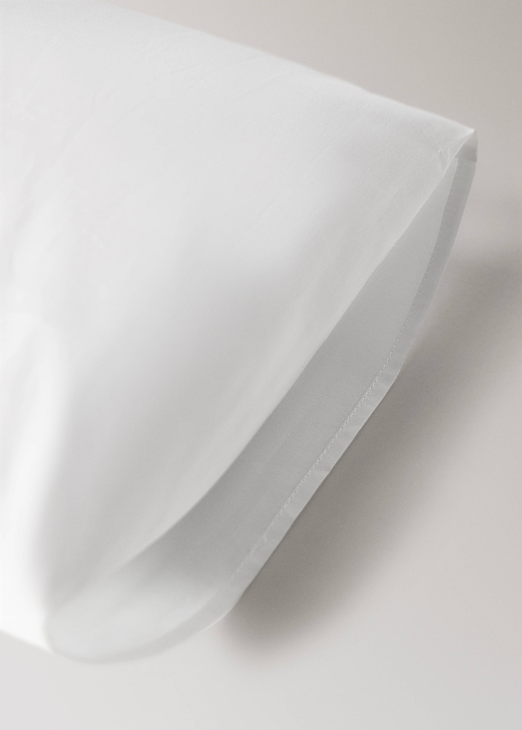 Embroidered top sheet and pillow set with ruffle for cot - Details of the article 3