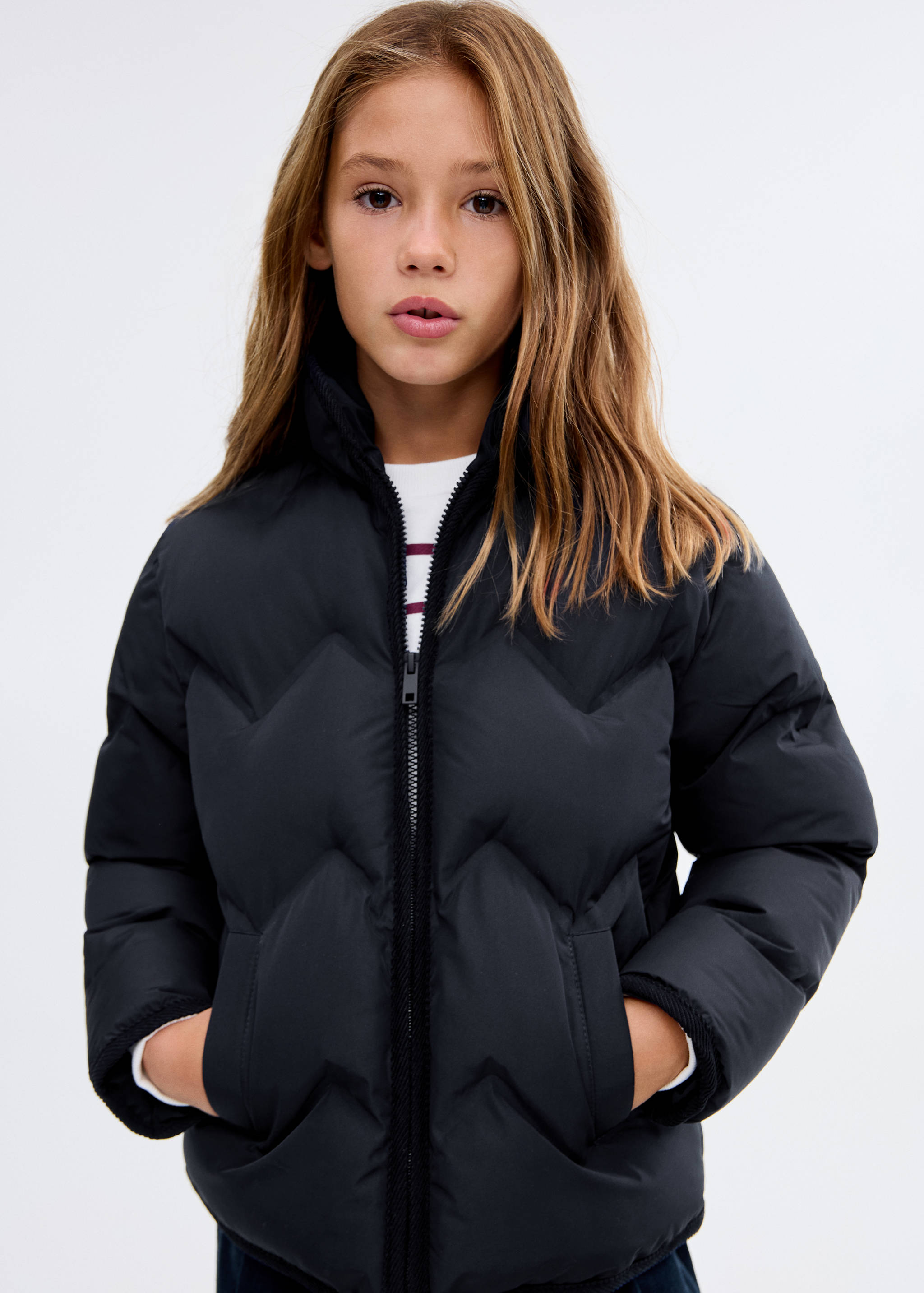 Pikowany płaszcz - Plan średni