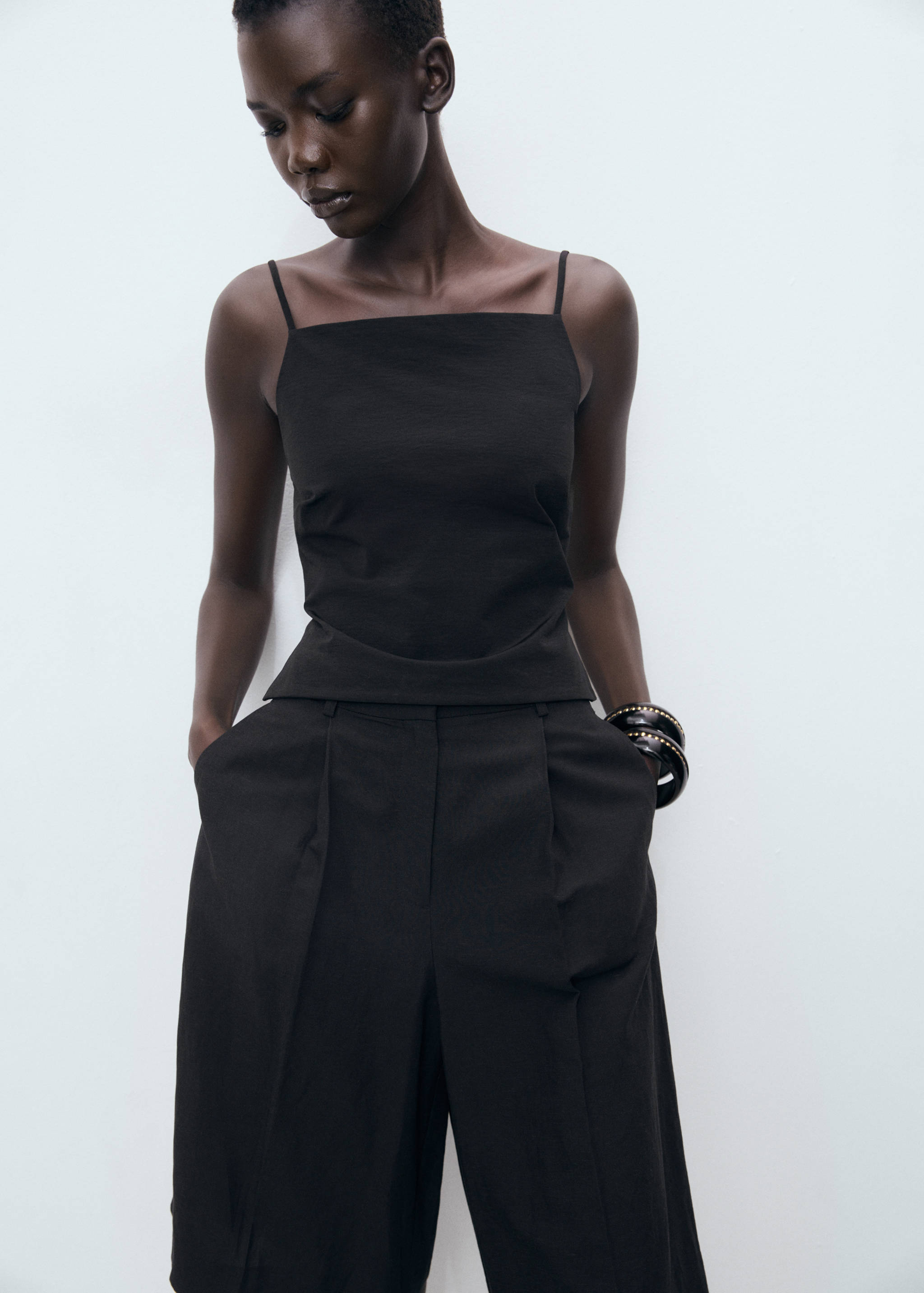 Open-back top - Details of the article 2