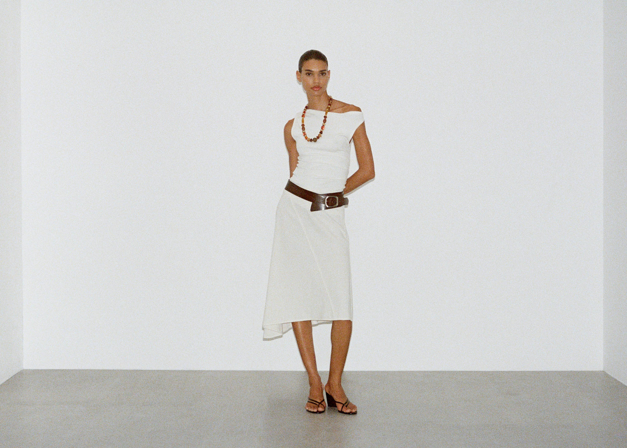 Asymmetrical cotton midi-skirt - Panoramic plane