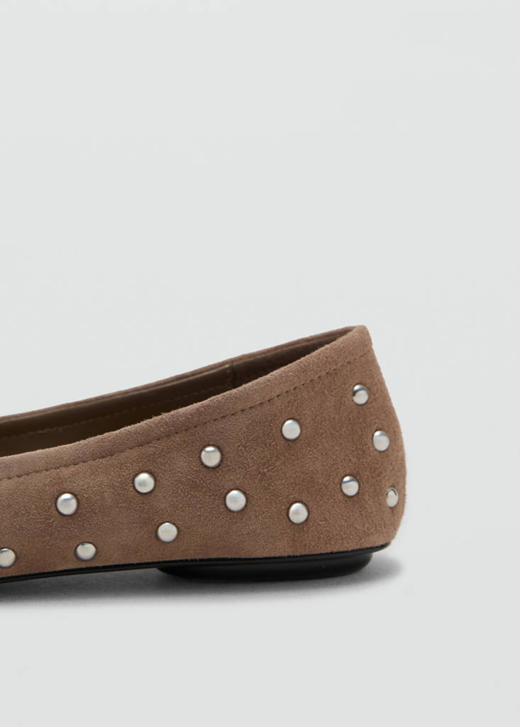 Studded leather ballet flats — Sand
