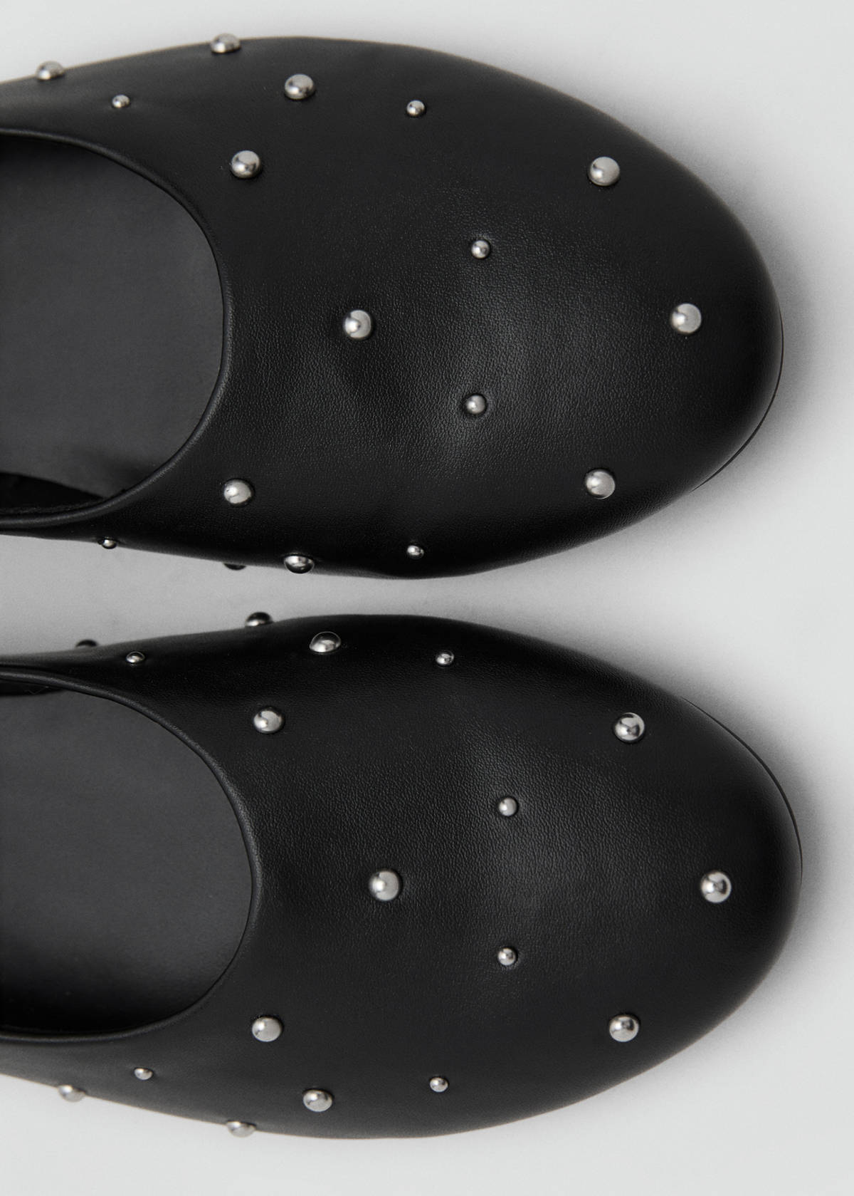 Studded ballet flats — Black