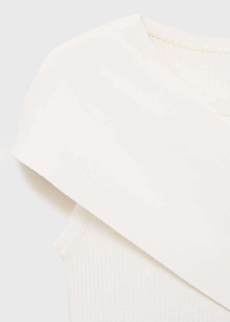 Ribbed dress with asymmetrical sleeves — White