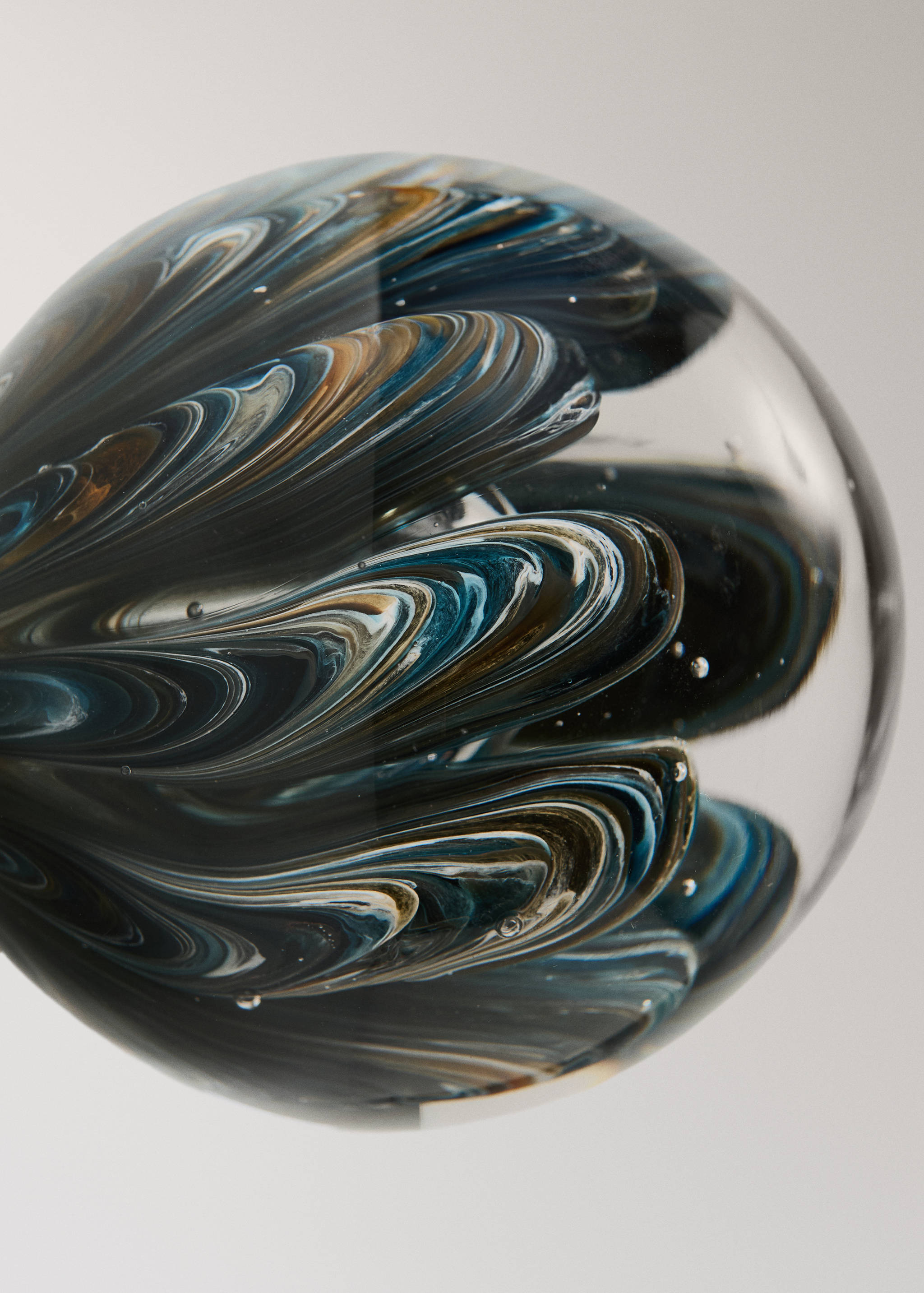 Decorative bubble-glass sphere - Details of the article 2