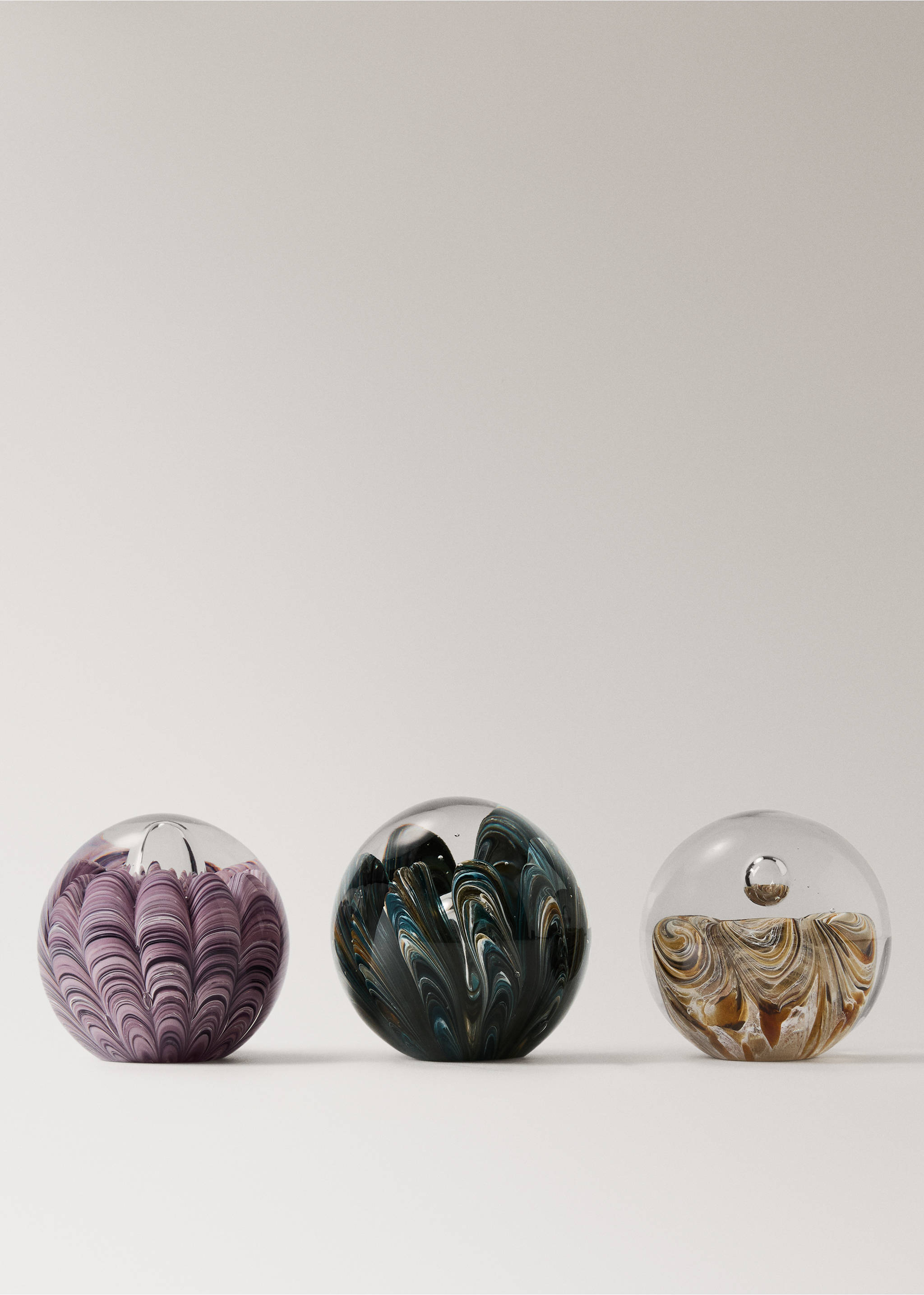Boule décorative en verre à bulles - Détail de l'article 3, Bleu nuit. Ref: 17052929-00.