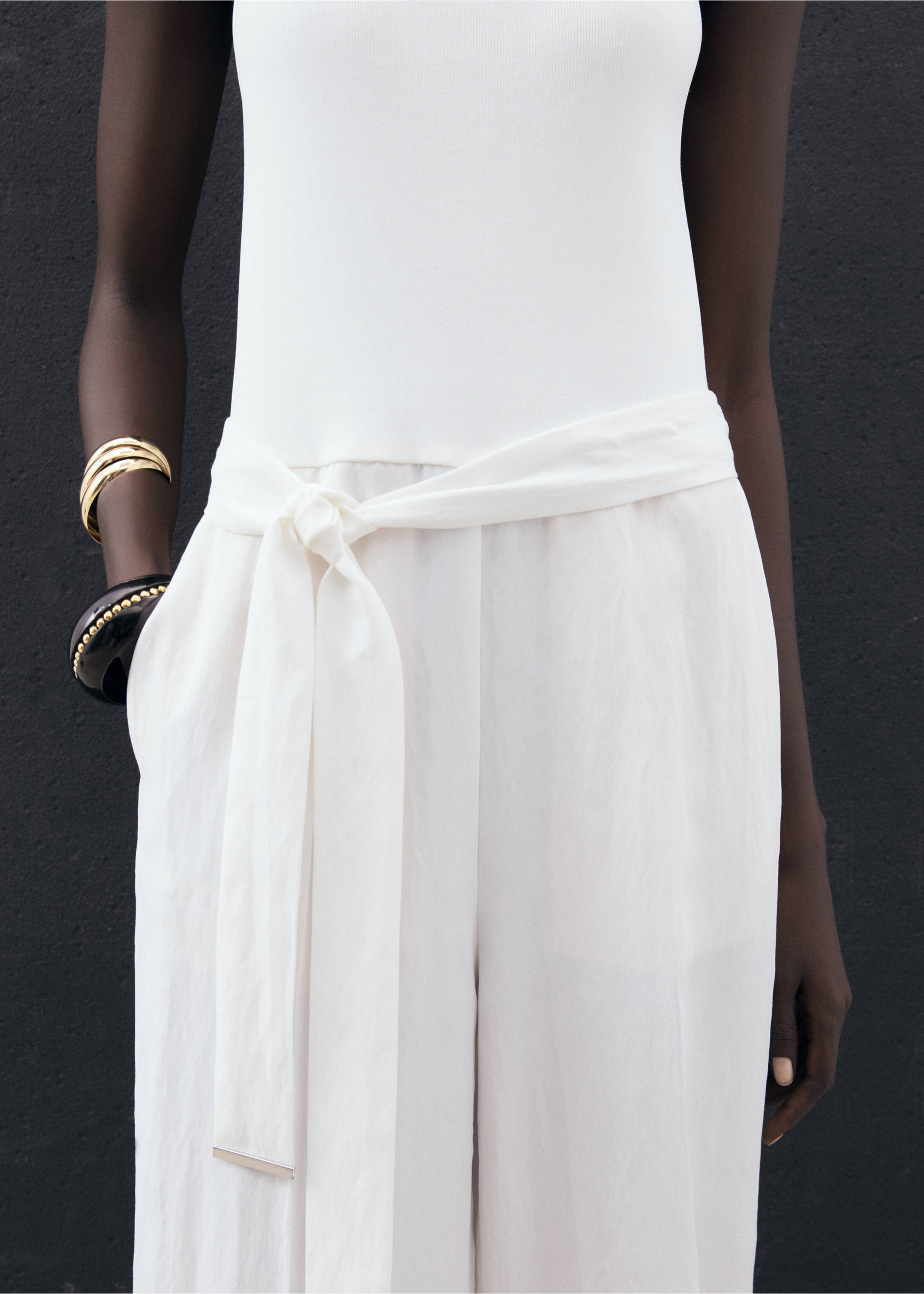 Jumpsuit with belt - Details of the article 6, Off White. Ref: 17053279-00.