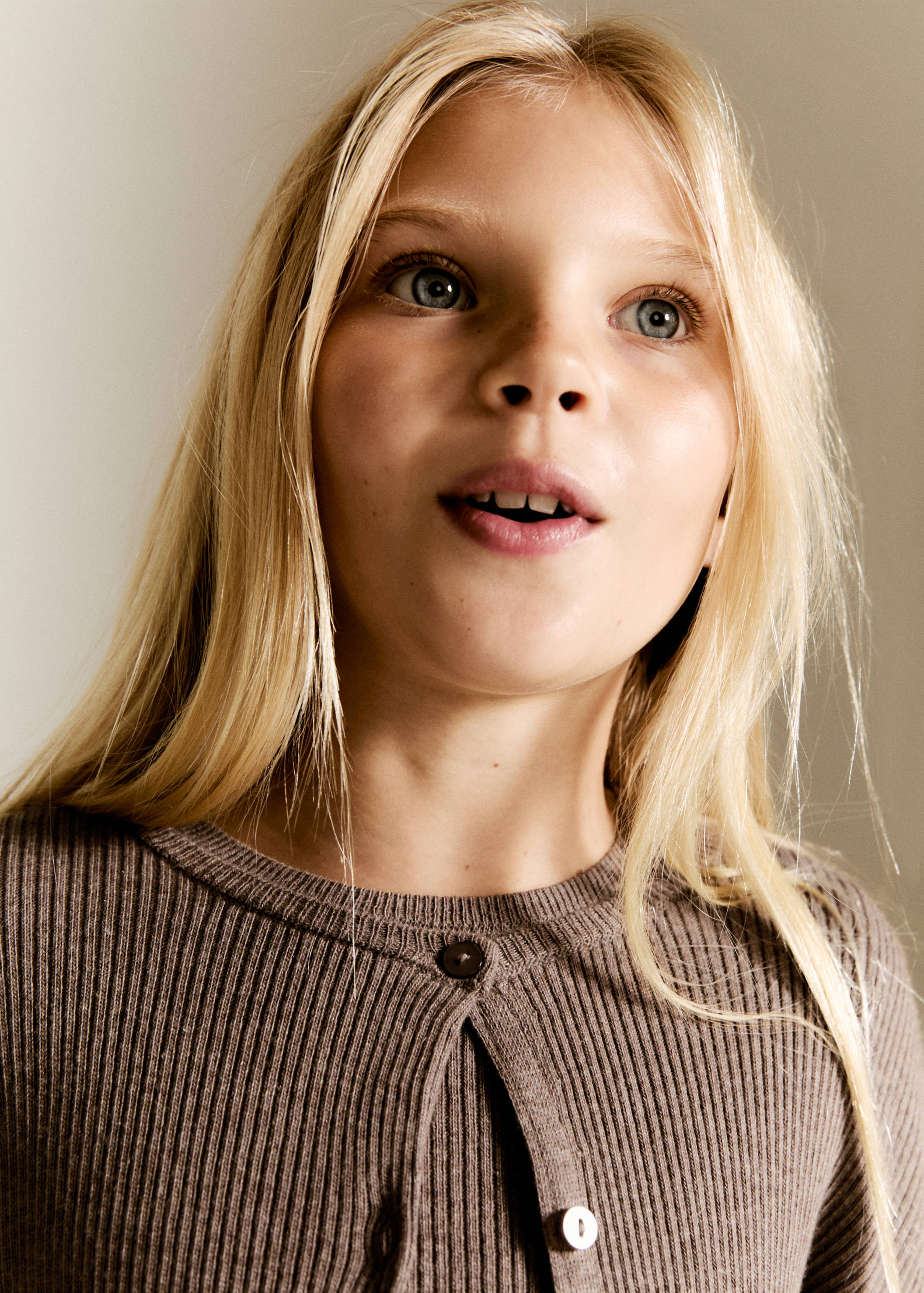 Ribbed knit cardigan - Details of the article 1