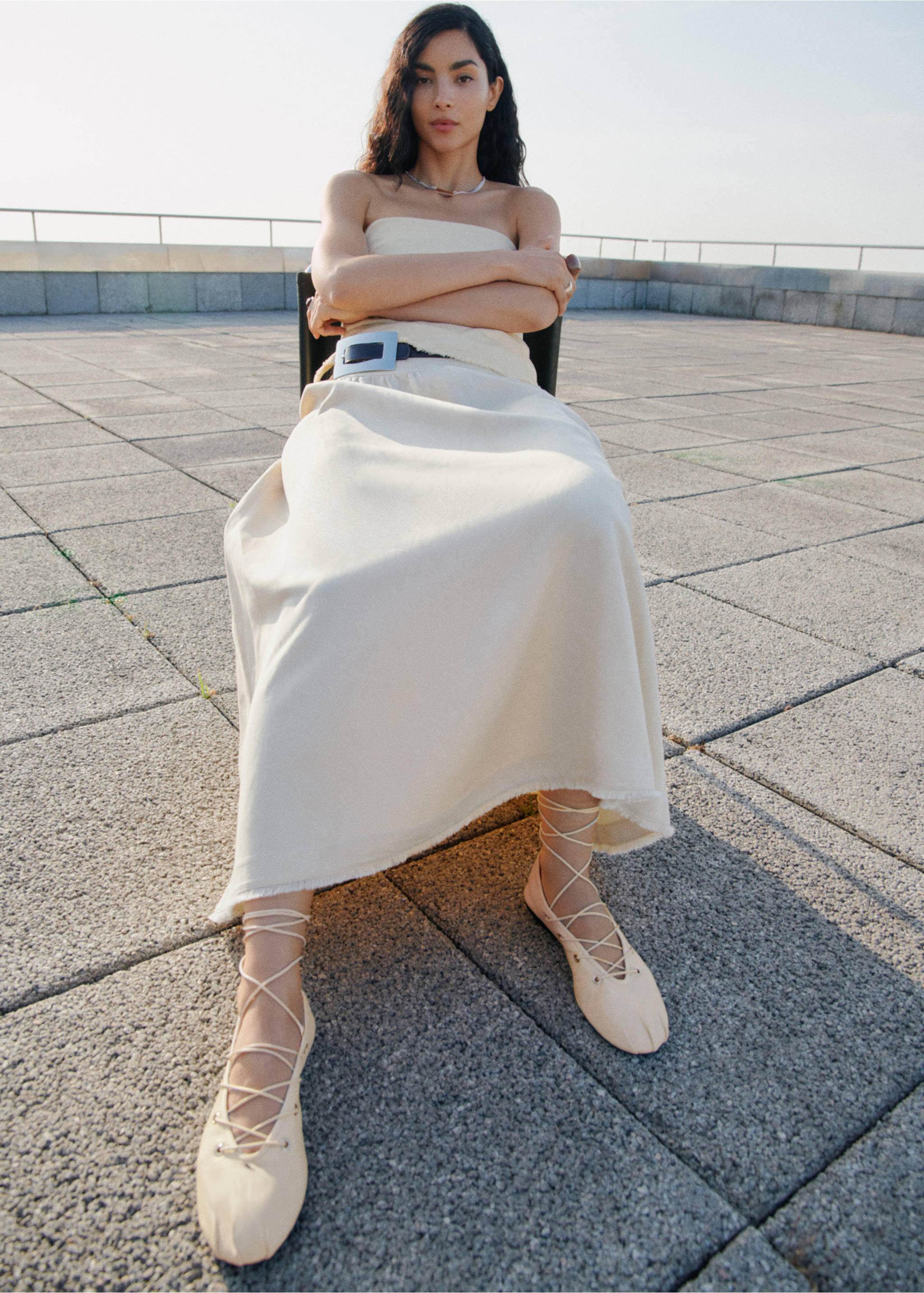 Bailarina piel tiras cruzadas - Plano general, Blanco. Ref: 17053303-00.