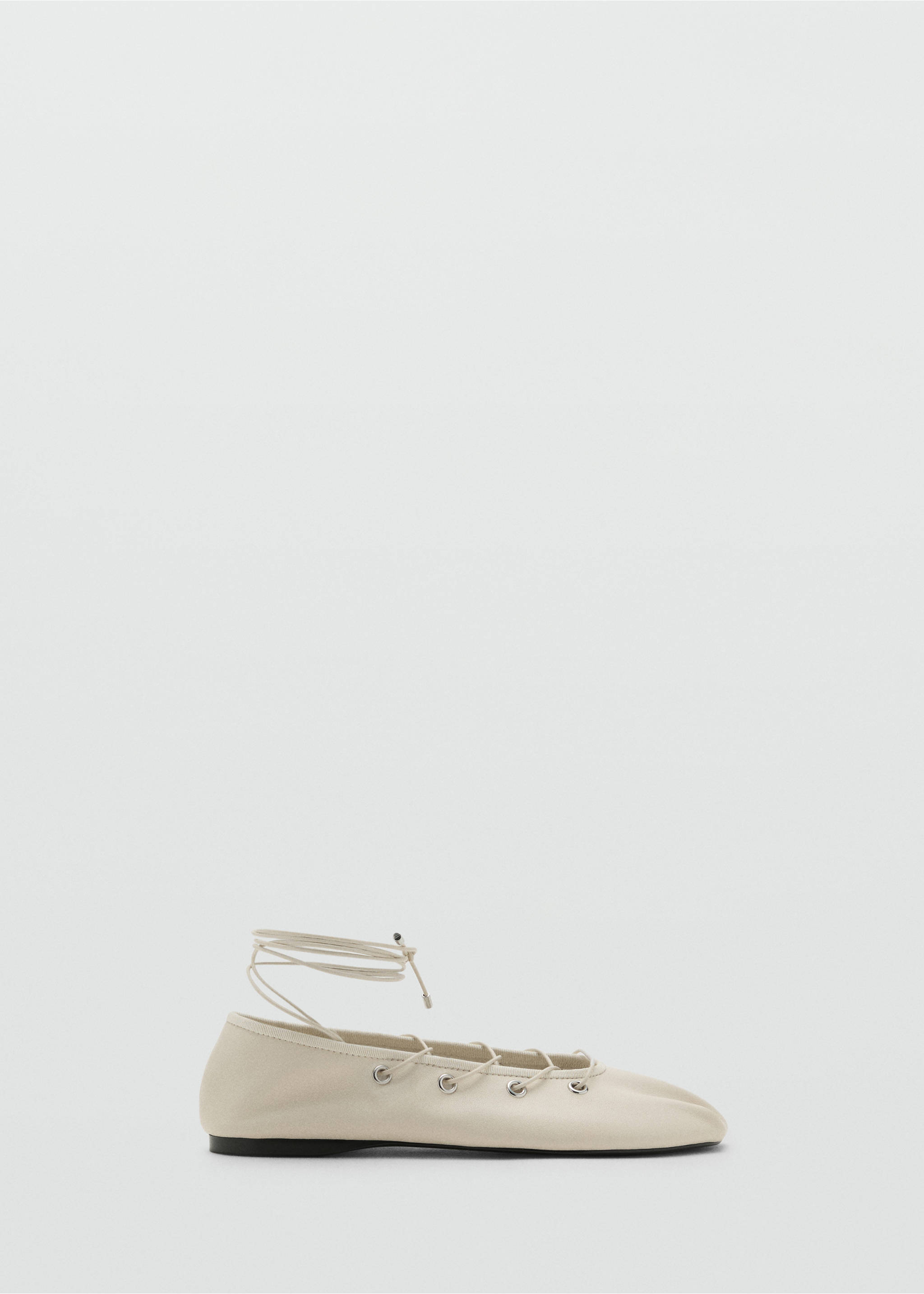 Leather ballet flats with crossed straps - Article without model, White. Ref: 17053303-00.