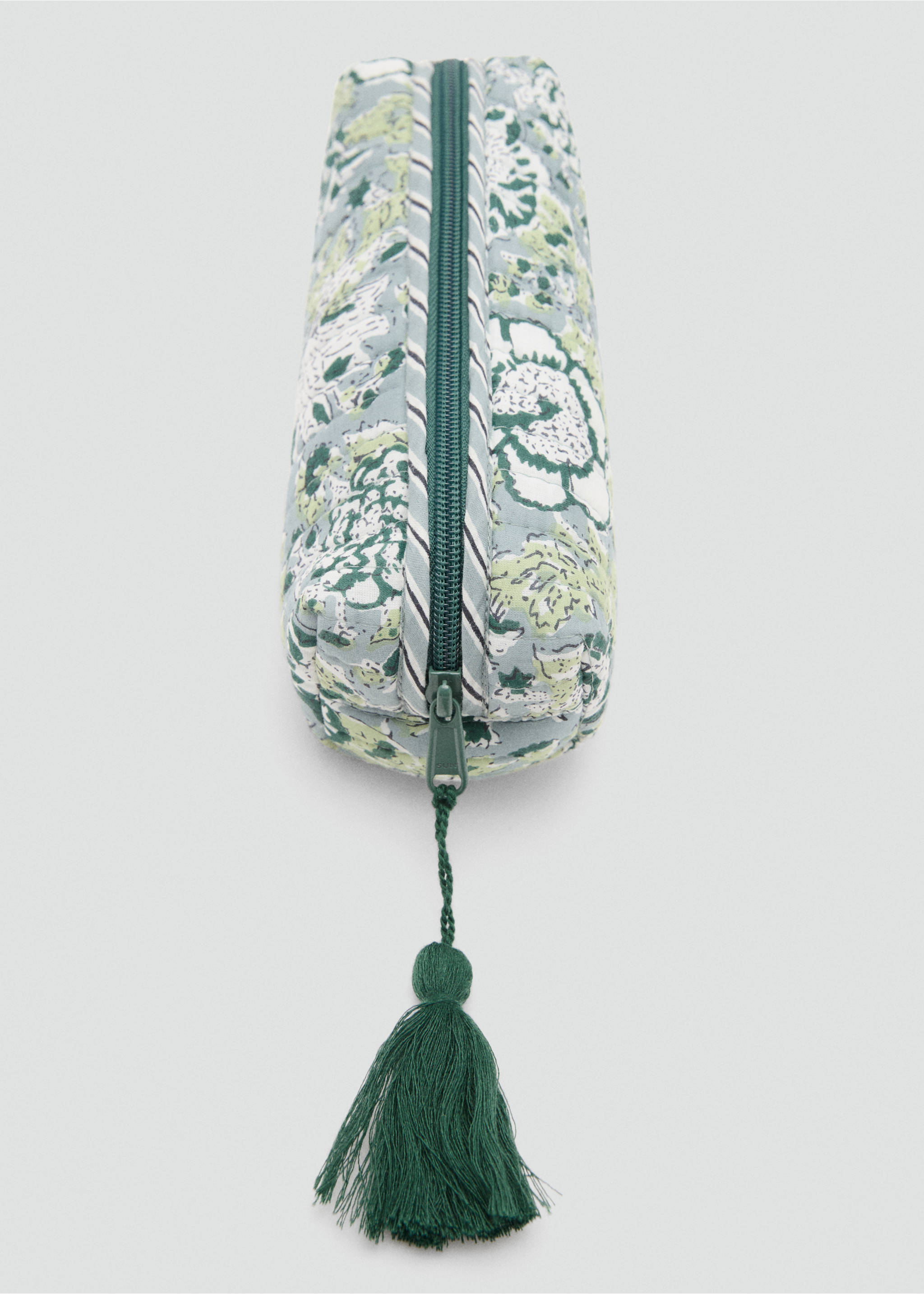 Floral-print pencil case - Details of the article 1, Pastel Green. Ref: 17053314-00.