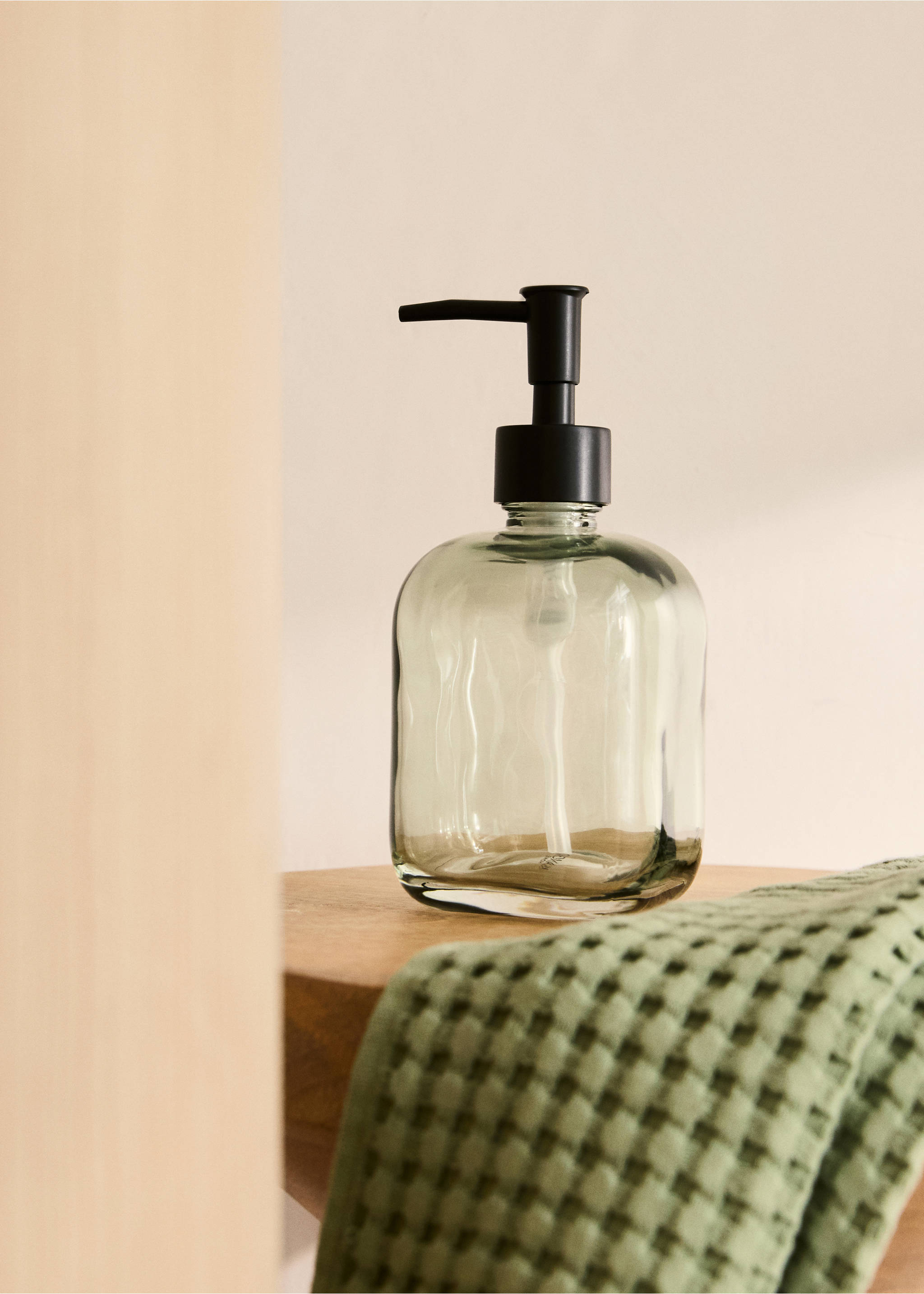 Glass soap dispenser - General plane, Ice Grey. Ref: 17053801-00.