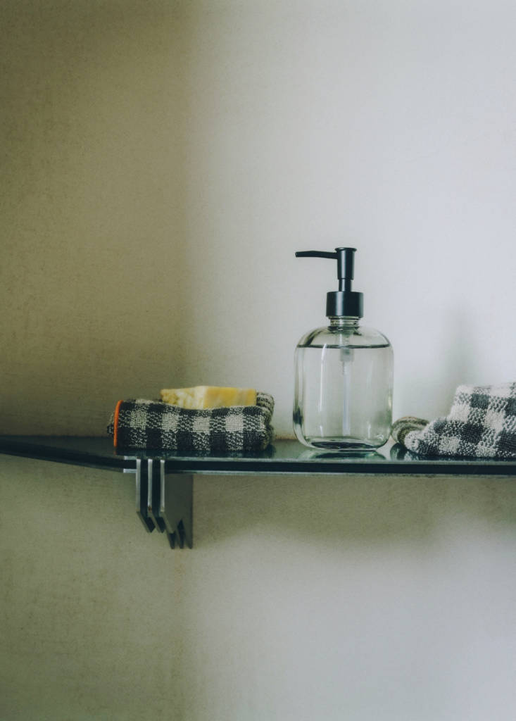Glass soap dispenser — Ice Grey