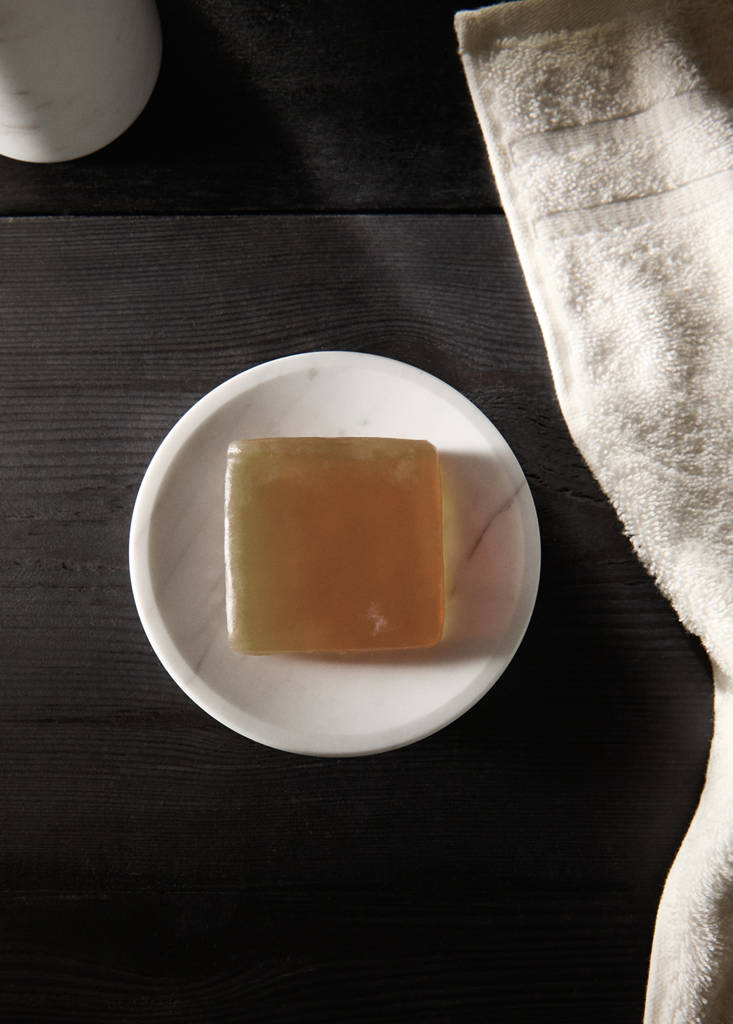 Plain marble soap dish — White