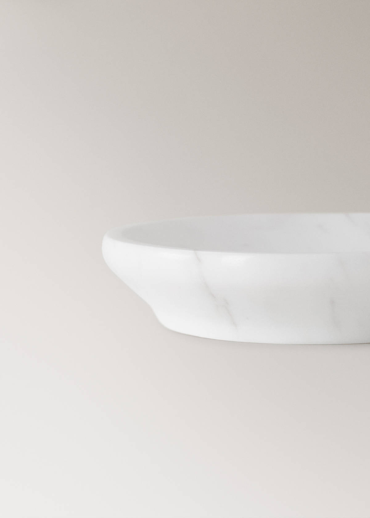 Plain marble soap dish — White