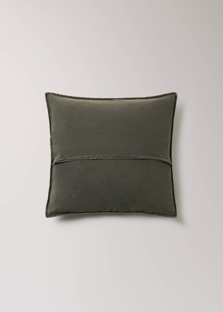 Garment-dyed cotton bed cushion cover 50x50 cm — Olive Green